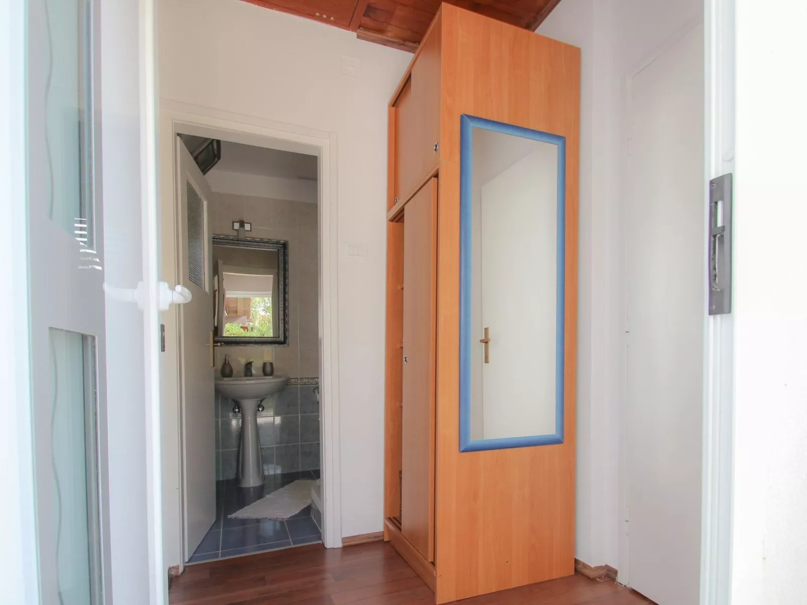 "Karpinjan" direkt am Strand - Image-tags.info