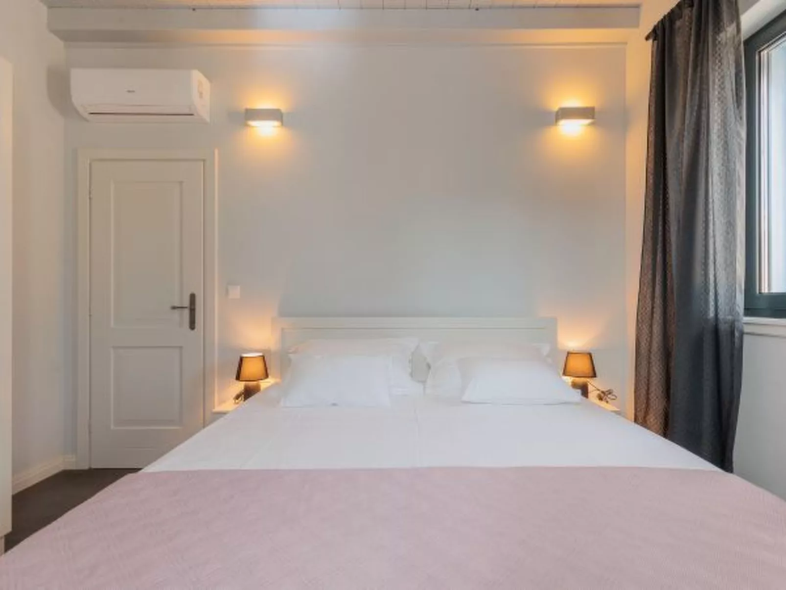 Seafront Villa Adriatica with pool - Image-tags.info