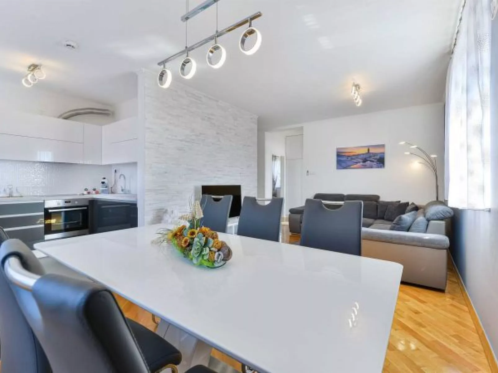 Penthouse Laudato with jacuzzi - Image-tags.info