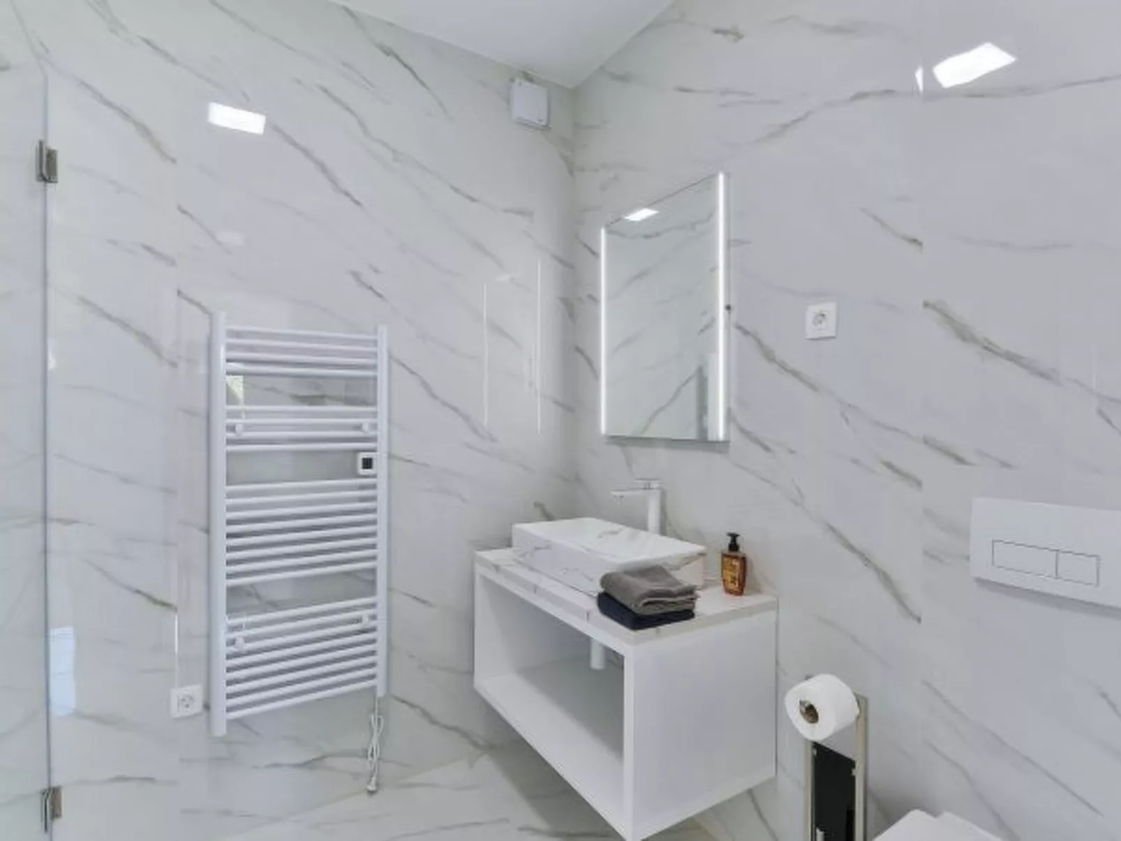 Villa Div with heated pool Apartment No.2 - Image-tags.info