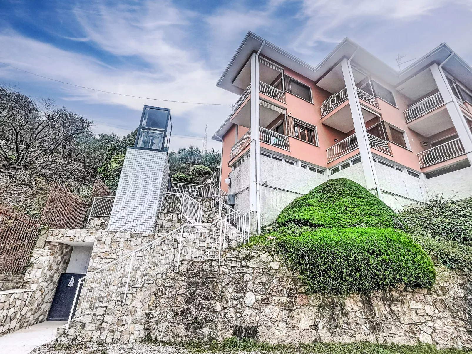 Sona's Lake Home - Buiten