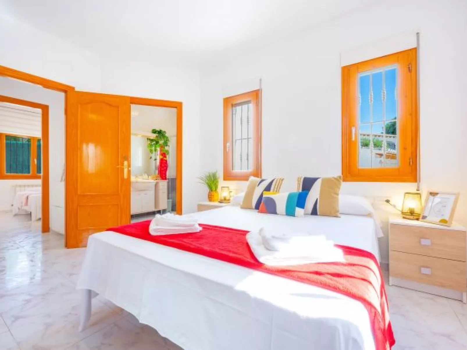 Villa Mona - PlusHolidays - Image-tags.info