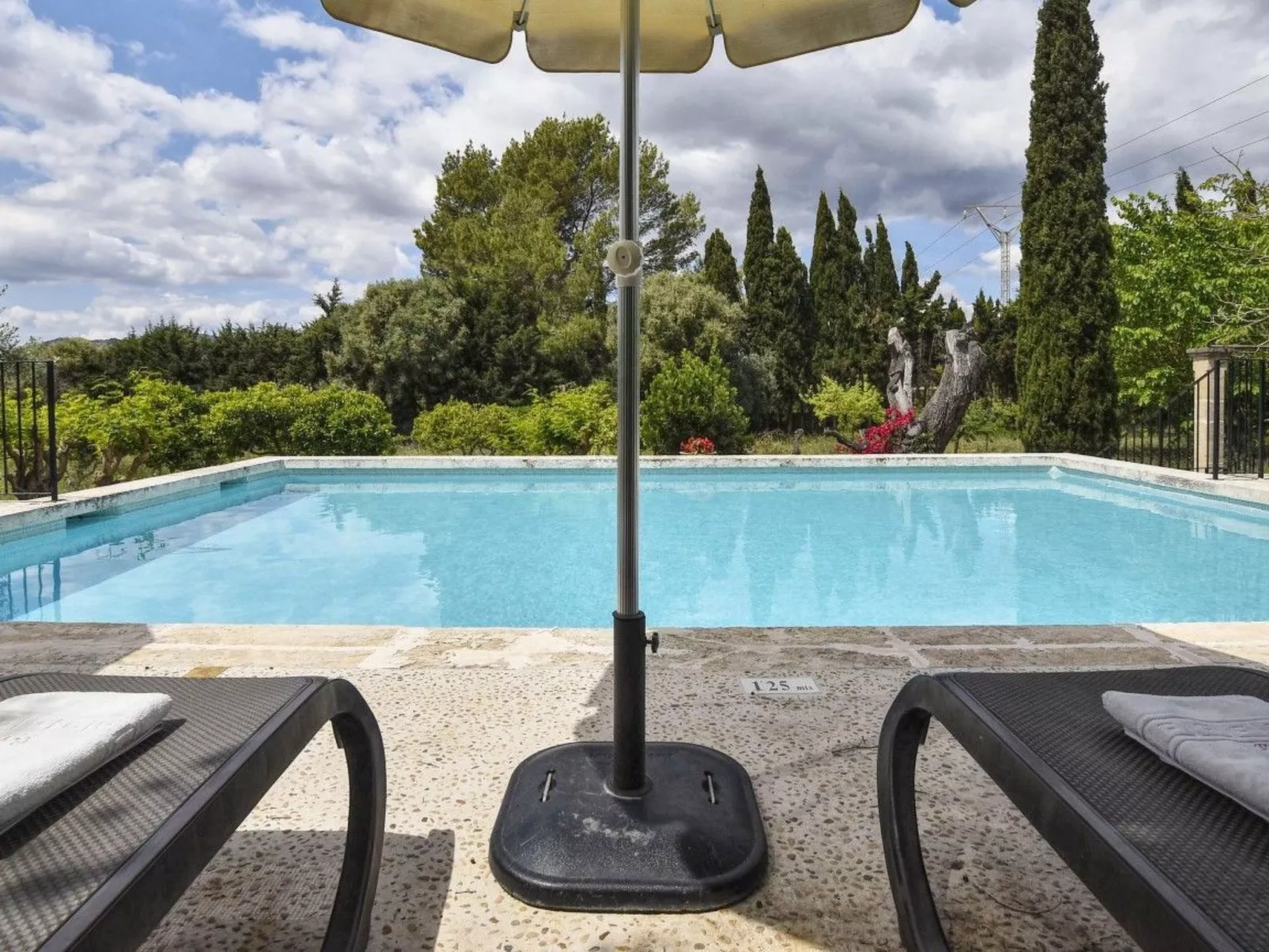 Ferienvilla mit privatem Pool - Image-tags.info