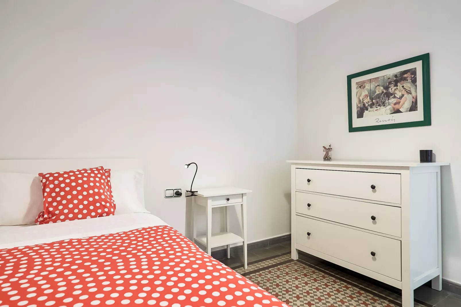Rambla Paris Apartment - Slaapkamer