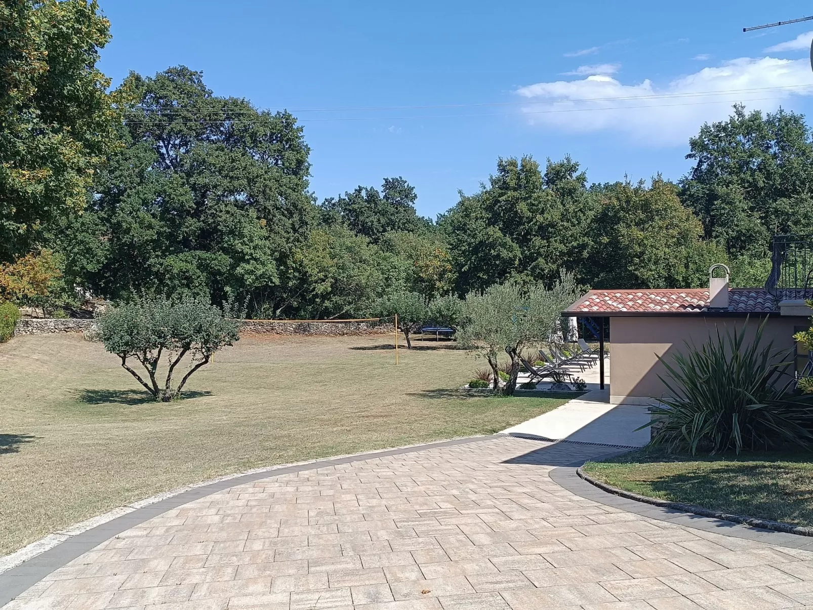 Villa Križanci - Buiten