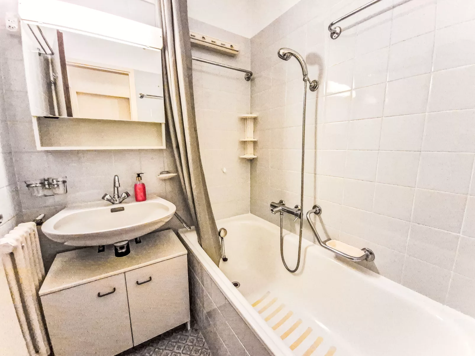 Violettes Vacances A303 - Binnen