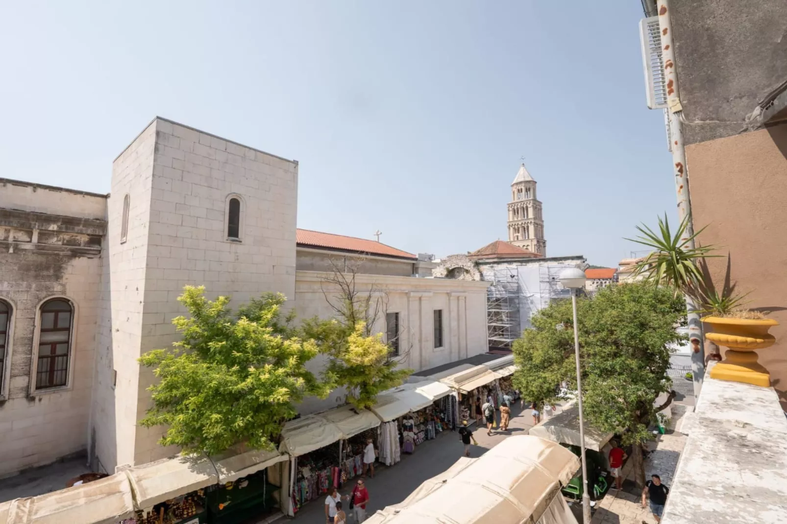 Twin Room 1 - Buitenlucht