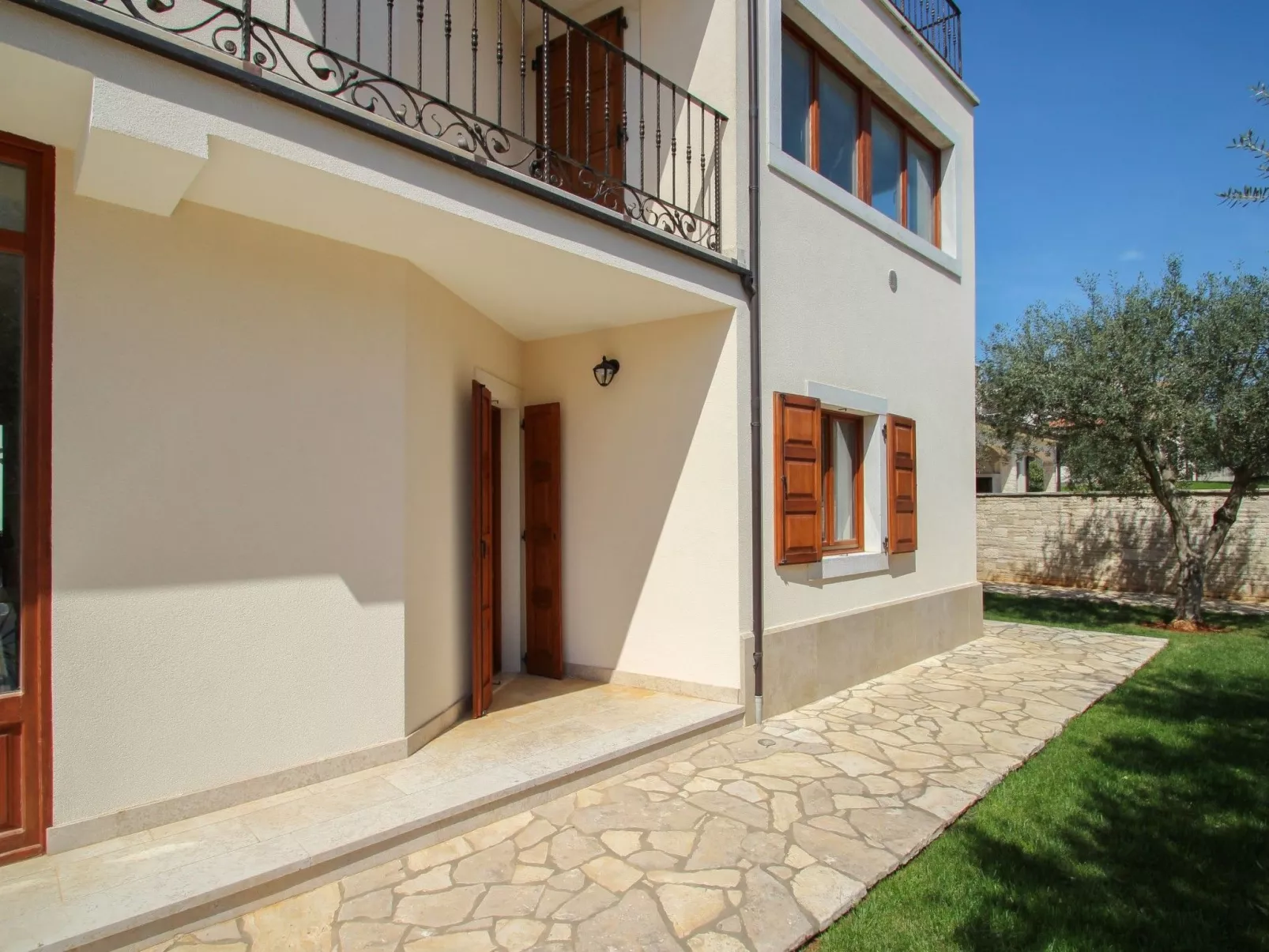 Für 4 Personen ca. 50 m&sup2; in Bužinija, Adriaküste Kroatien (Westküste von I - Image-tags.info