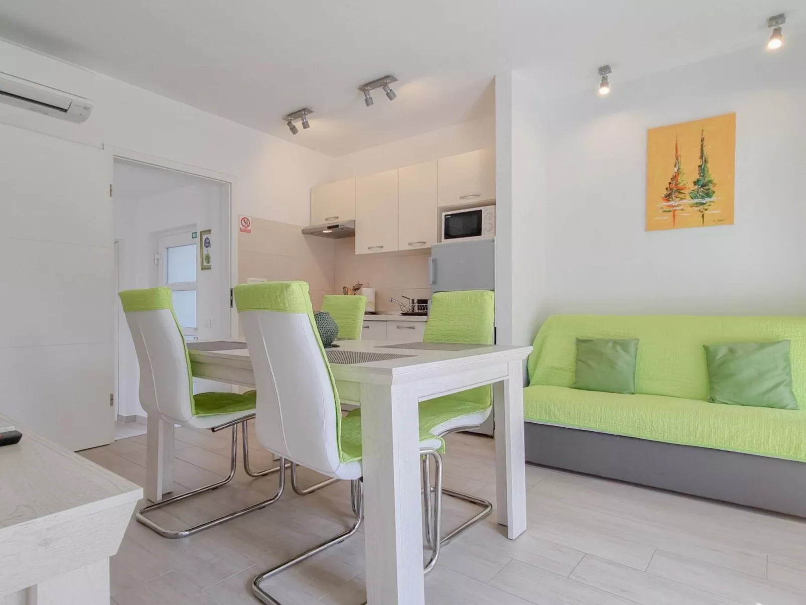 Für 4 Personen ca. 40 m&sup2; in Novigrad, Adriaküste Kroatien (Westküste von I - Binnen