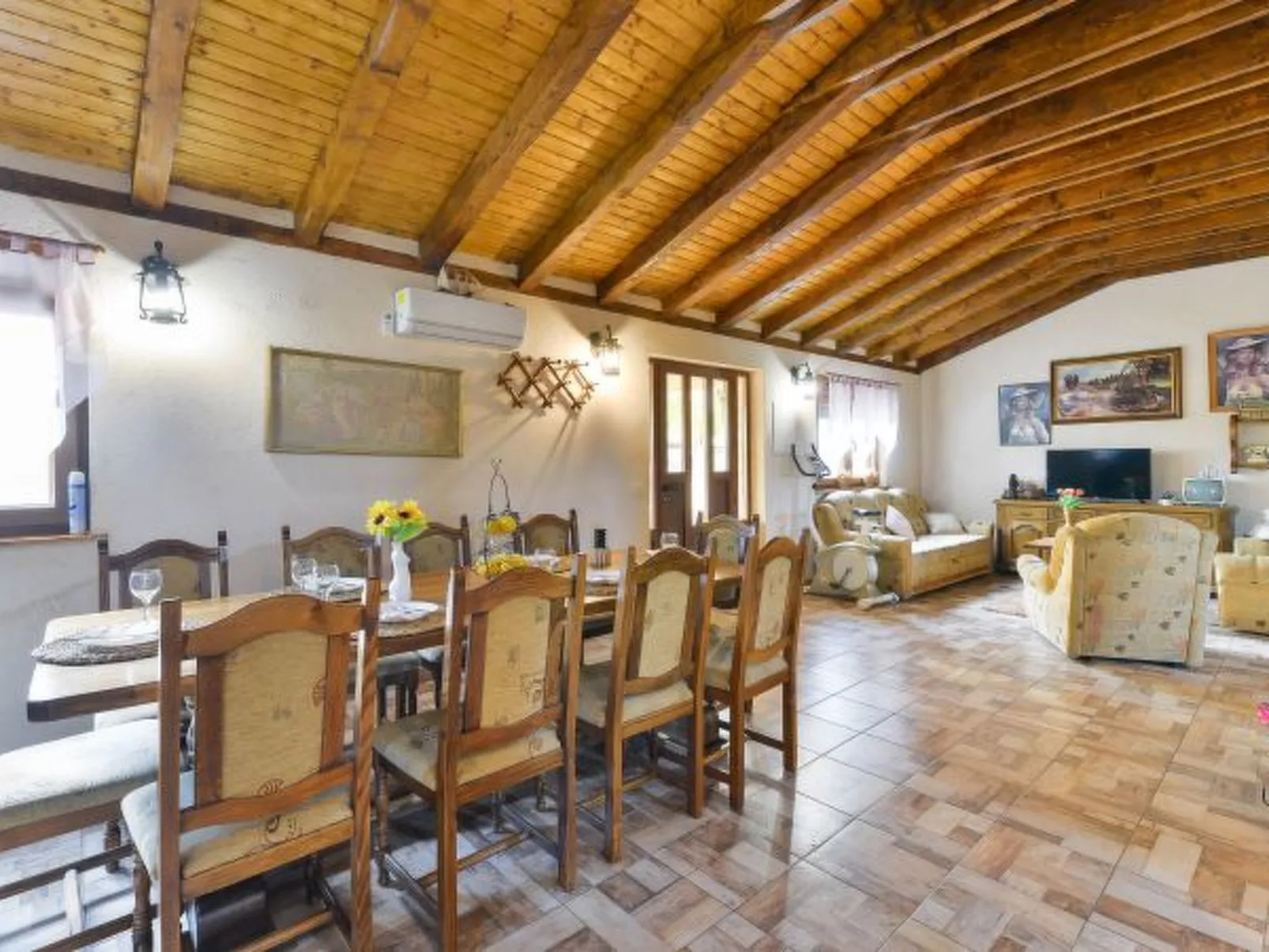 Villa Callista with Pool - Image-tags.info