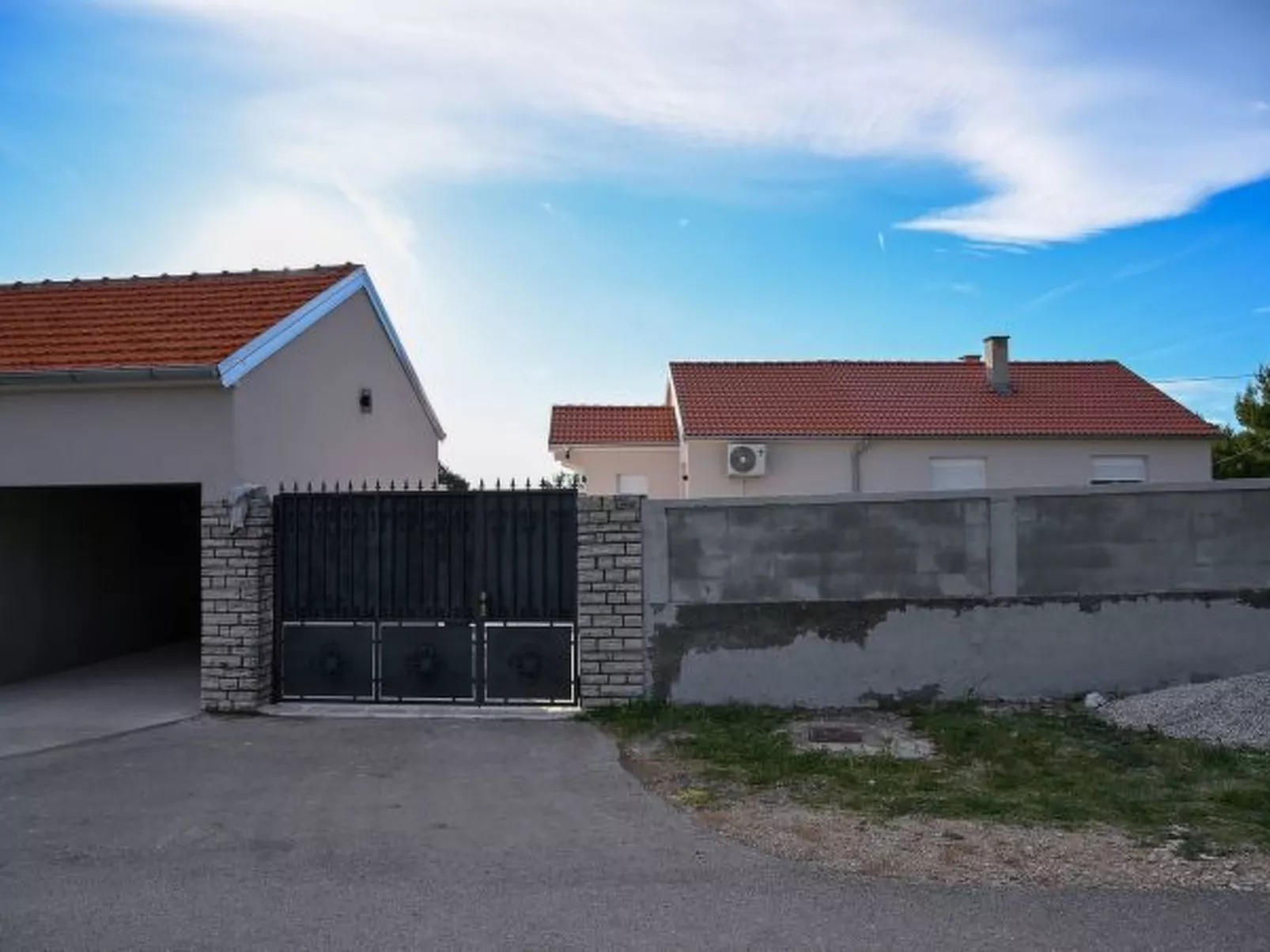 Holiday Home Marija with pool - Image-tags.info