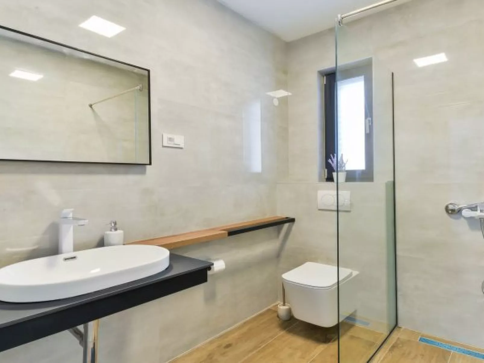 Villa Zariva with pool and panoramic mountain and - Image-tags.info