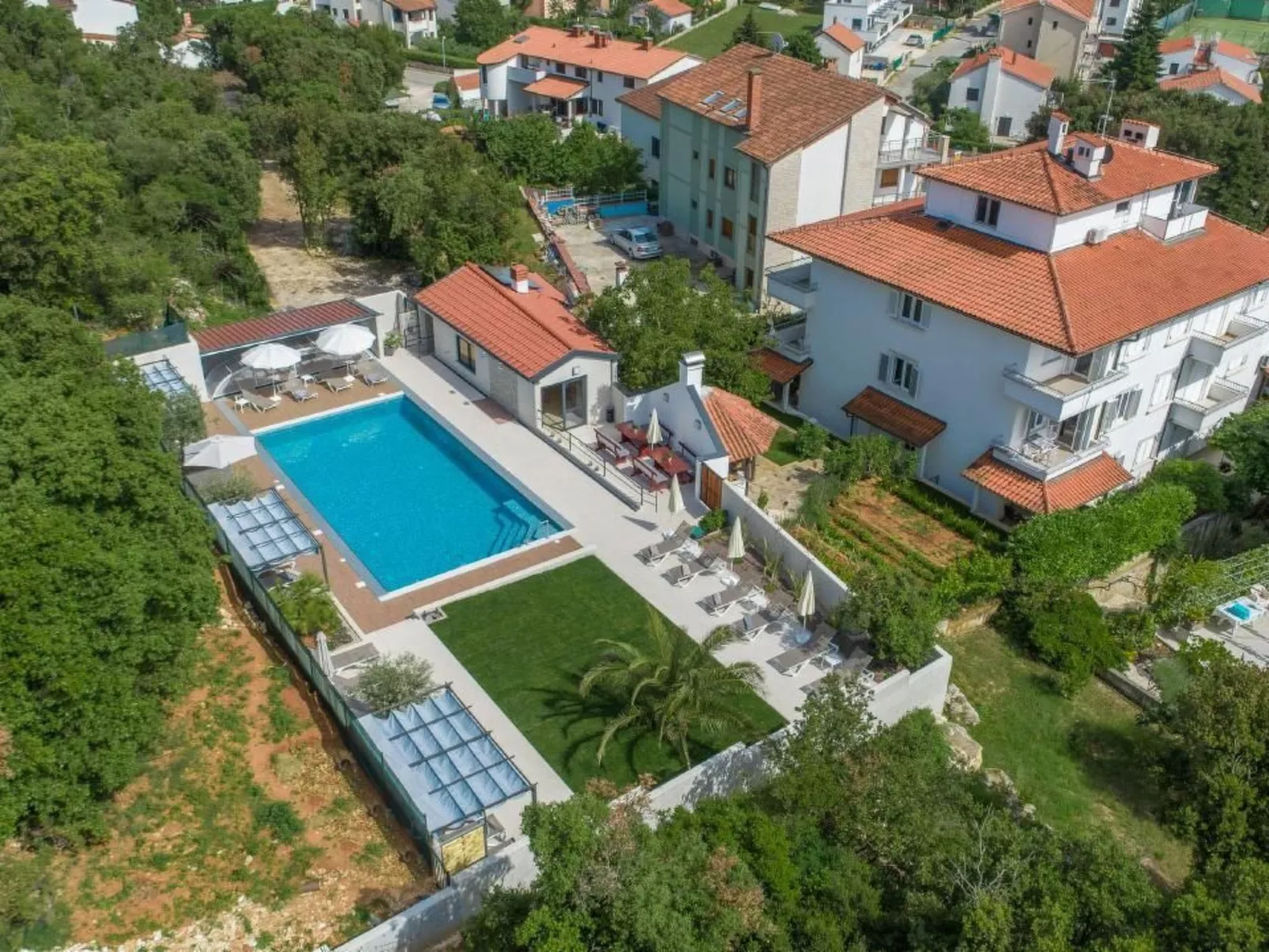 Wohnung in Pjescana Uvala mit Terrasse und Garte - Image-tags.info