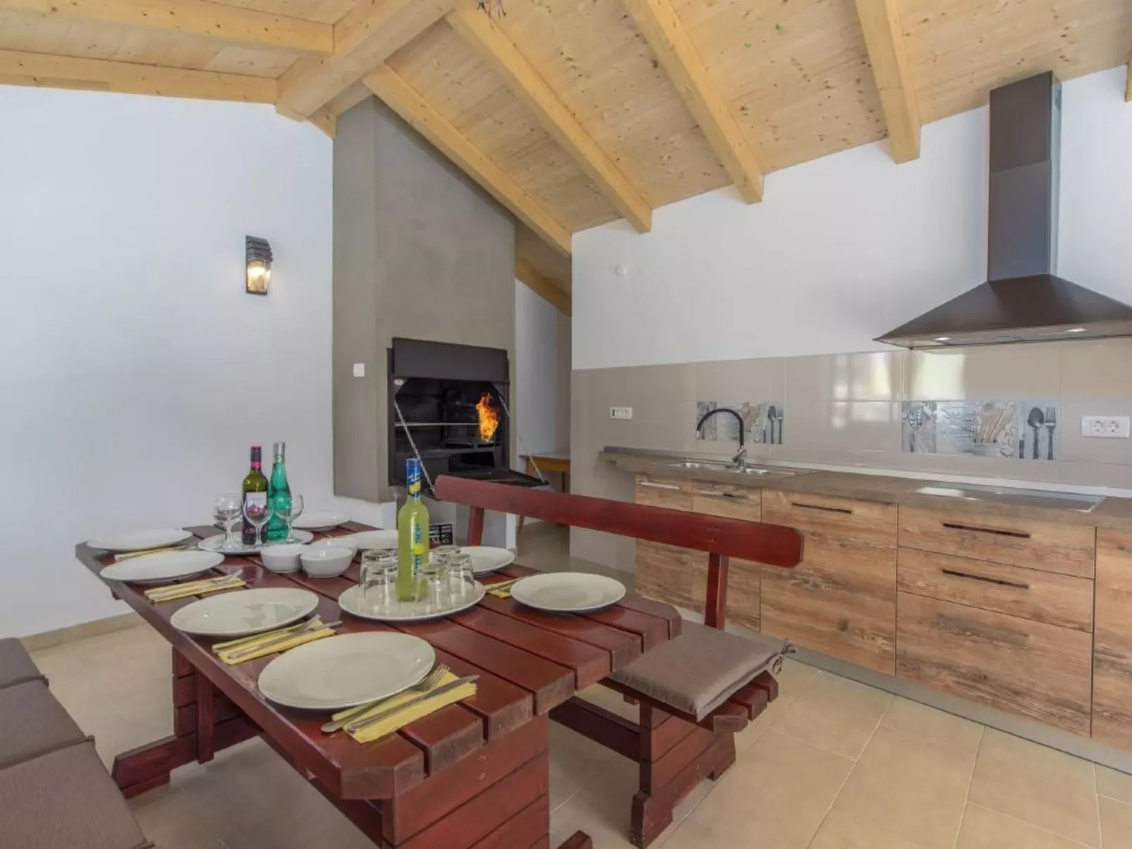 Mit Pool - Image-tags.info