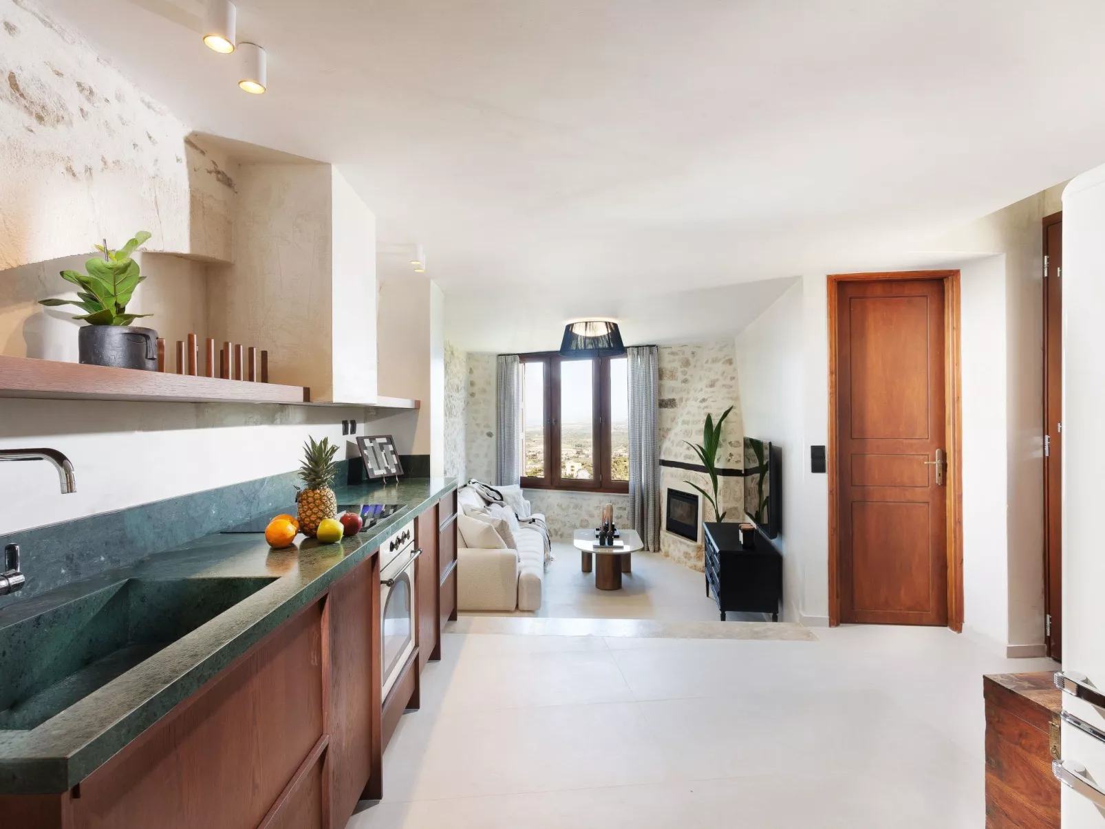 Ali Vafi's Villa - Beheizter Jacuzzi und Innenpool - Binnen