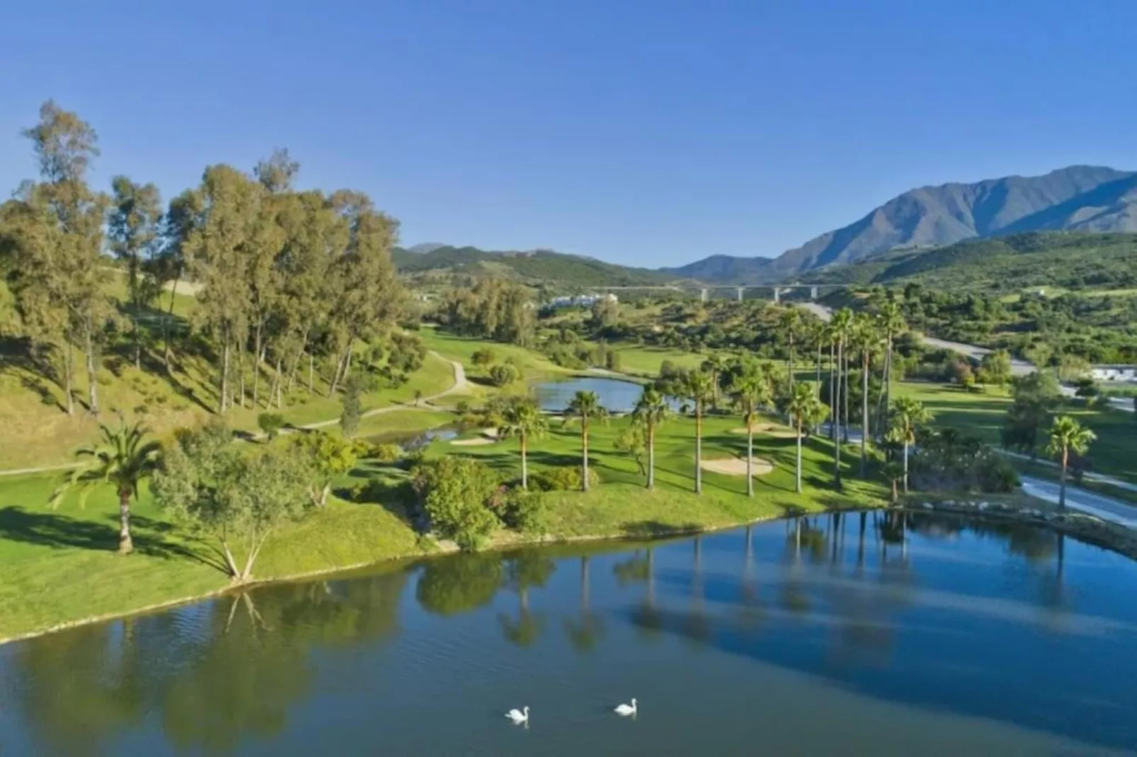 Stylish 2-Bed Apartment | Alcazaba Lagoon (303) - Gebieden zomer 5km