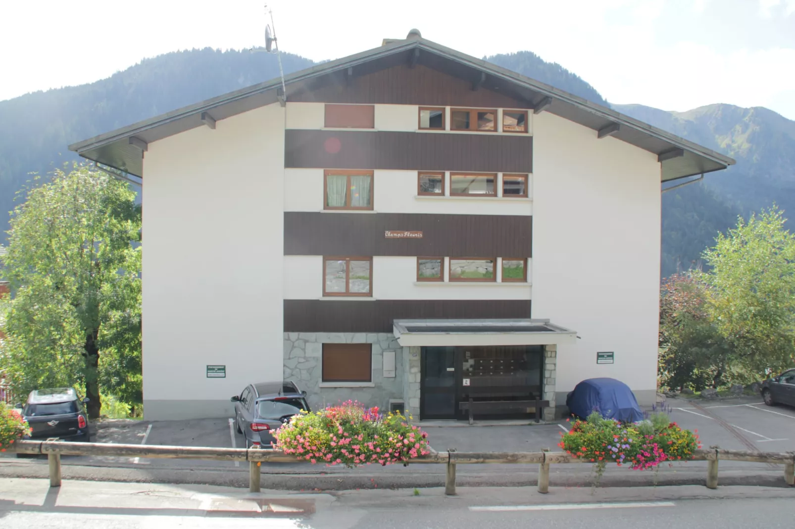 Champs Fleuris CFS7 COSY & VIEW 3 Pers. - Buitenlucht