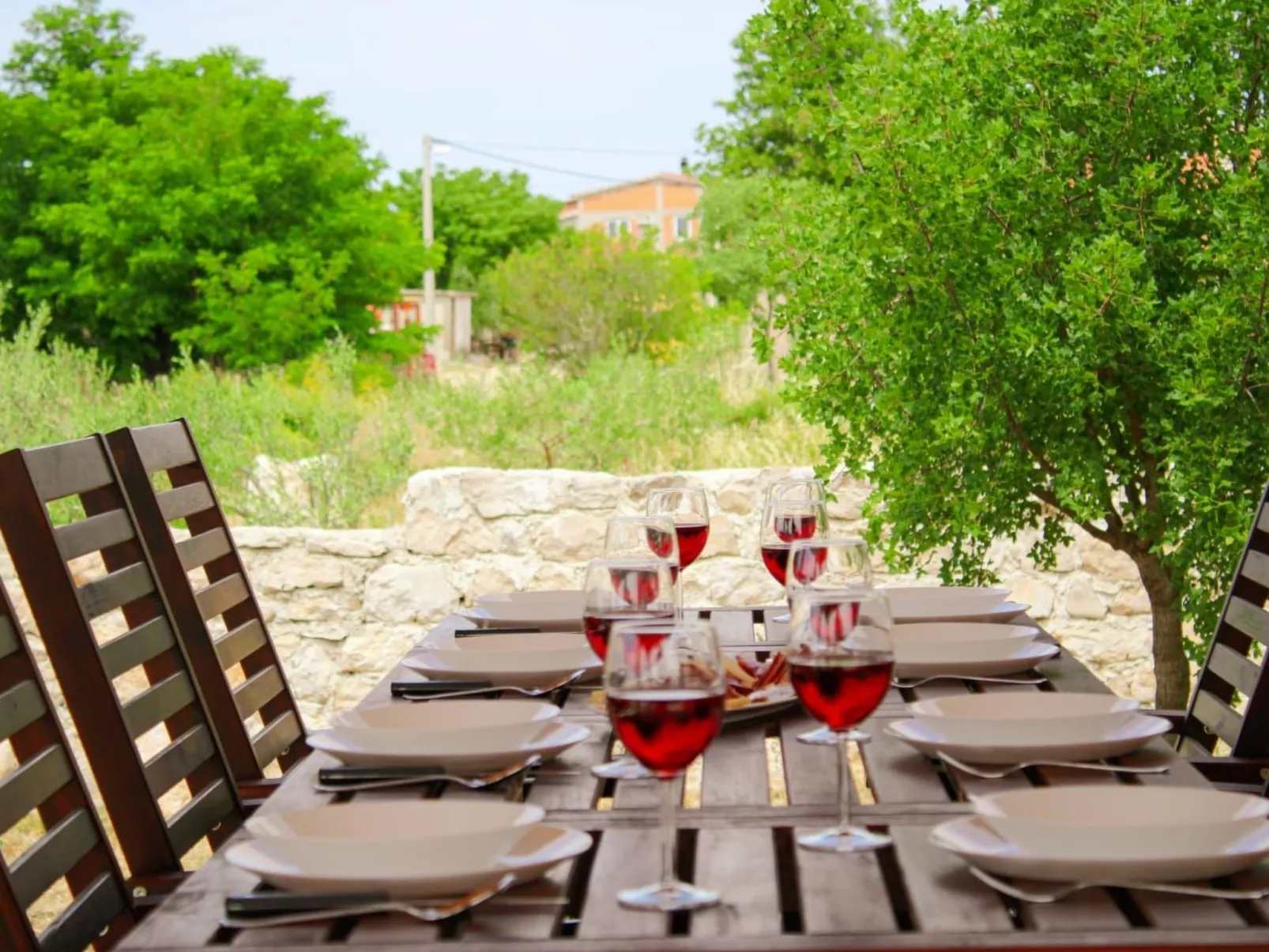 Anwesen "Steinperle mit beheiztem Schwimmbad" - Buiten