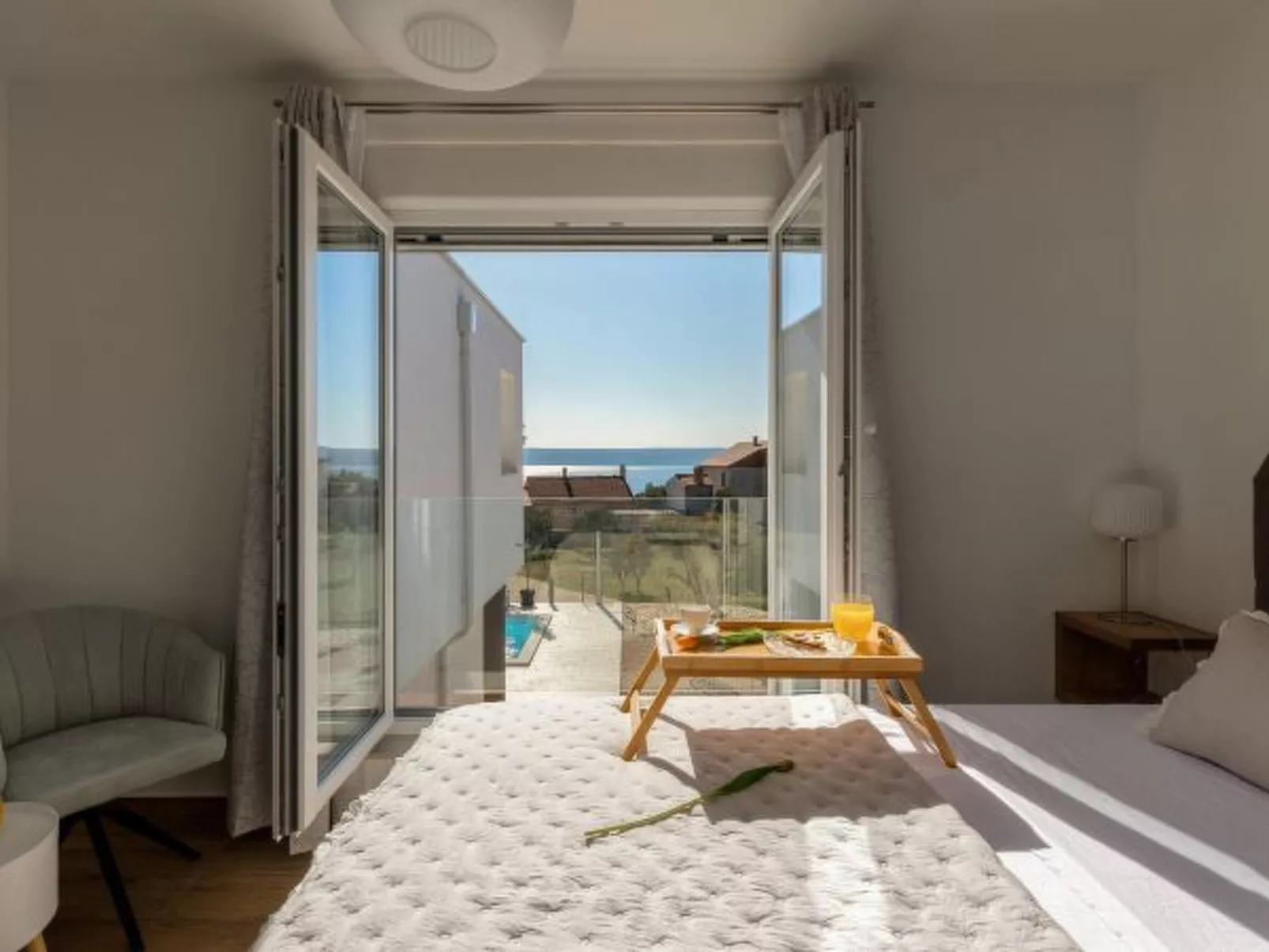 Seaview Villa Deep Green with pool - Image-tags.info