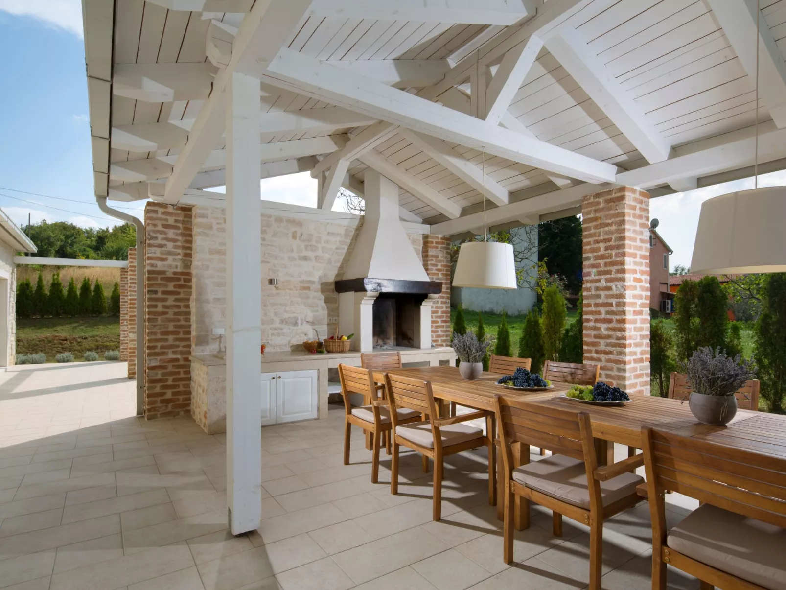 Villa "Star" mit Whirlpool - Buiten