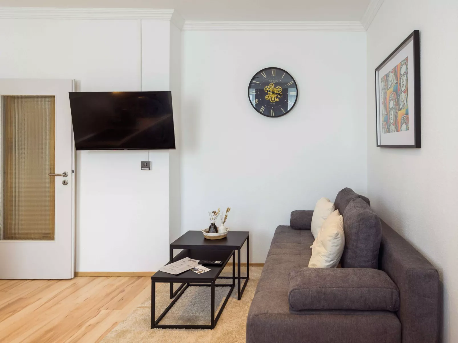 Schiller Apartment im Zentrum von Hof. Küche, Parkplatz, 250MBit Wlan - Binnen