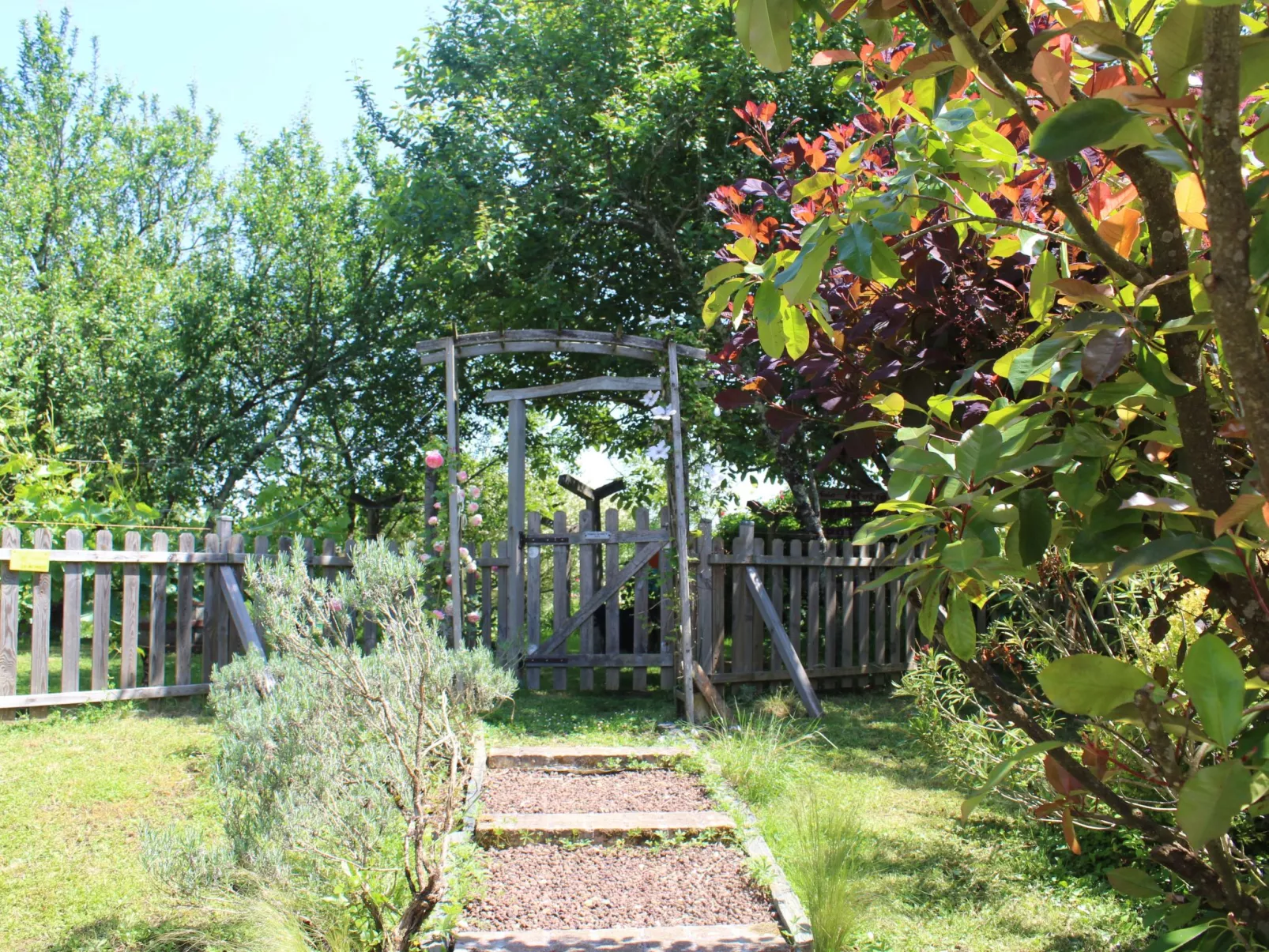 Haus "l'Ecurie" mit Terrasse und Garten - Image-tags.info