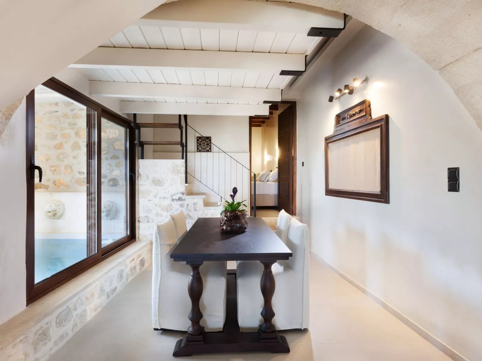 Ali Vafi's Villa - Beheizter Jacuzzi und Innenpool - Binnen