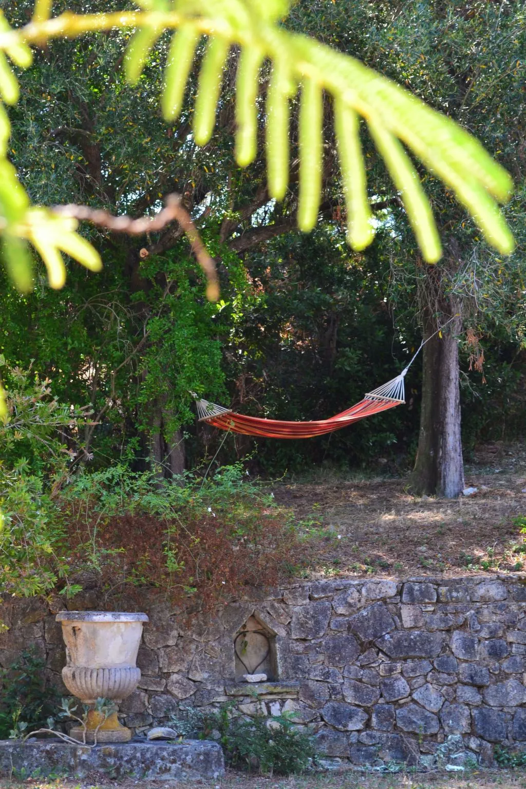 Anwesen mit Garten, Grill und Terrasse - Image-tags.info