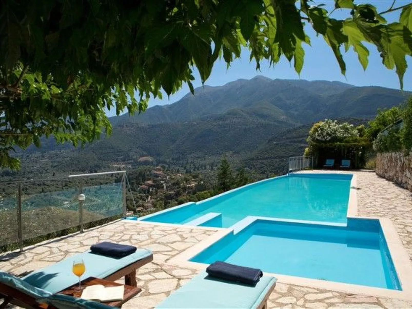 Finca "Olive" mit Infinity-Pool - Binnen