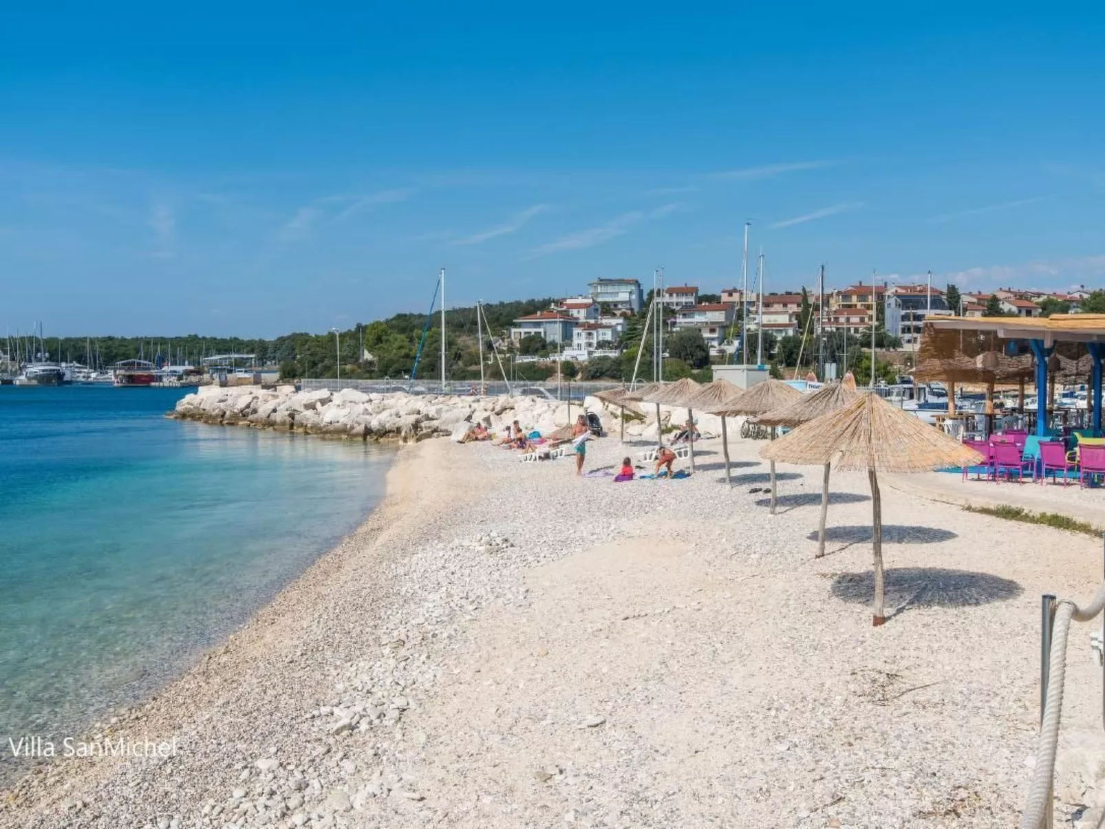 Apartment in Pjescana Uvala mit Gemeinschaftspoo - Image-tags.info