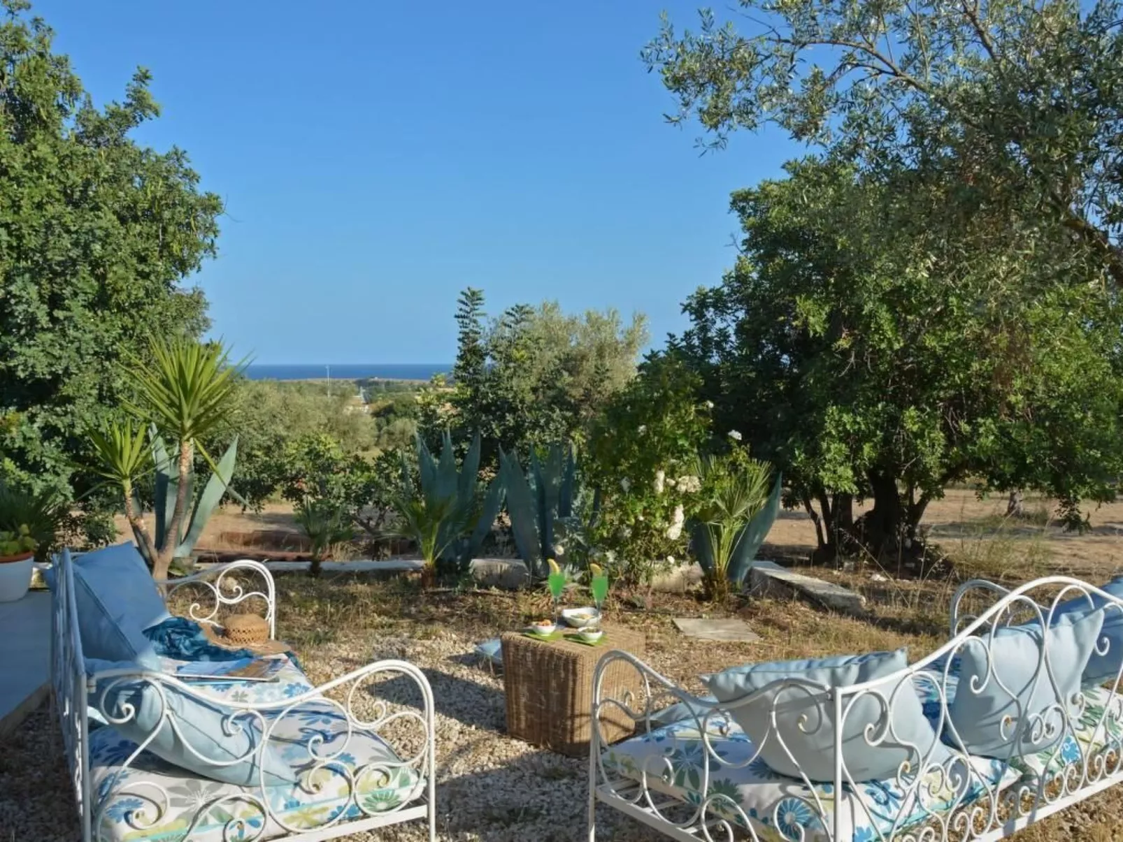 Moderne Ferienvilla bei Noto mit Meerblick und privatem Pool - Image-tags.info