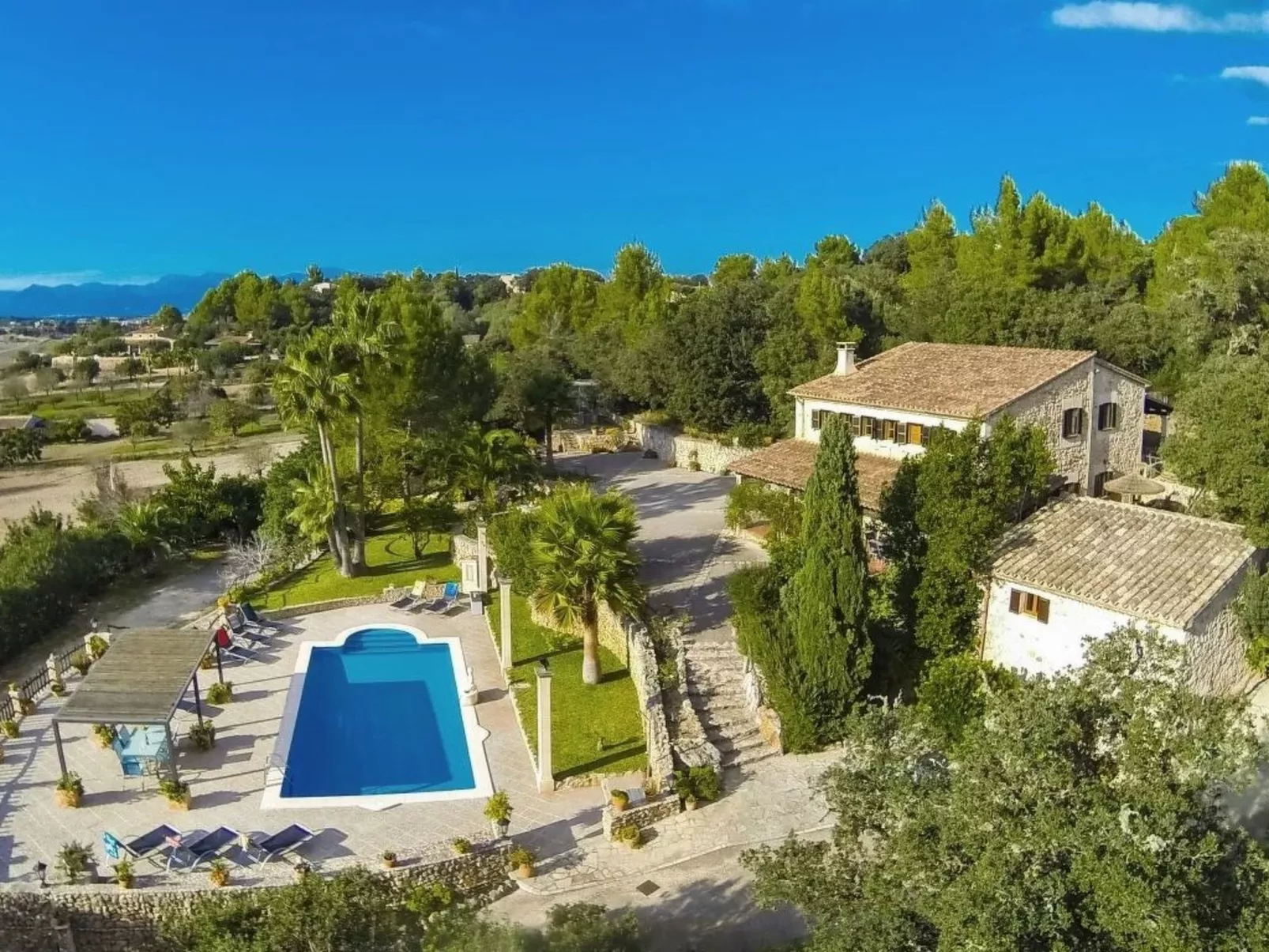 Rustikale Villa in der schönen mallorquinischen - Buiten