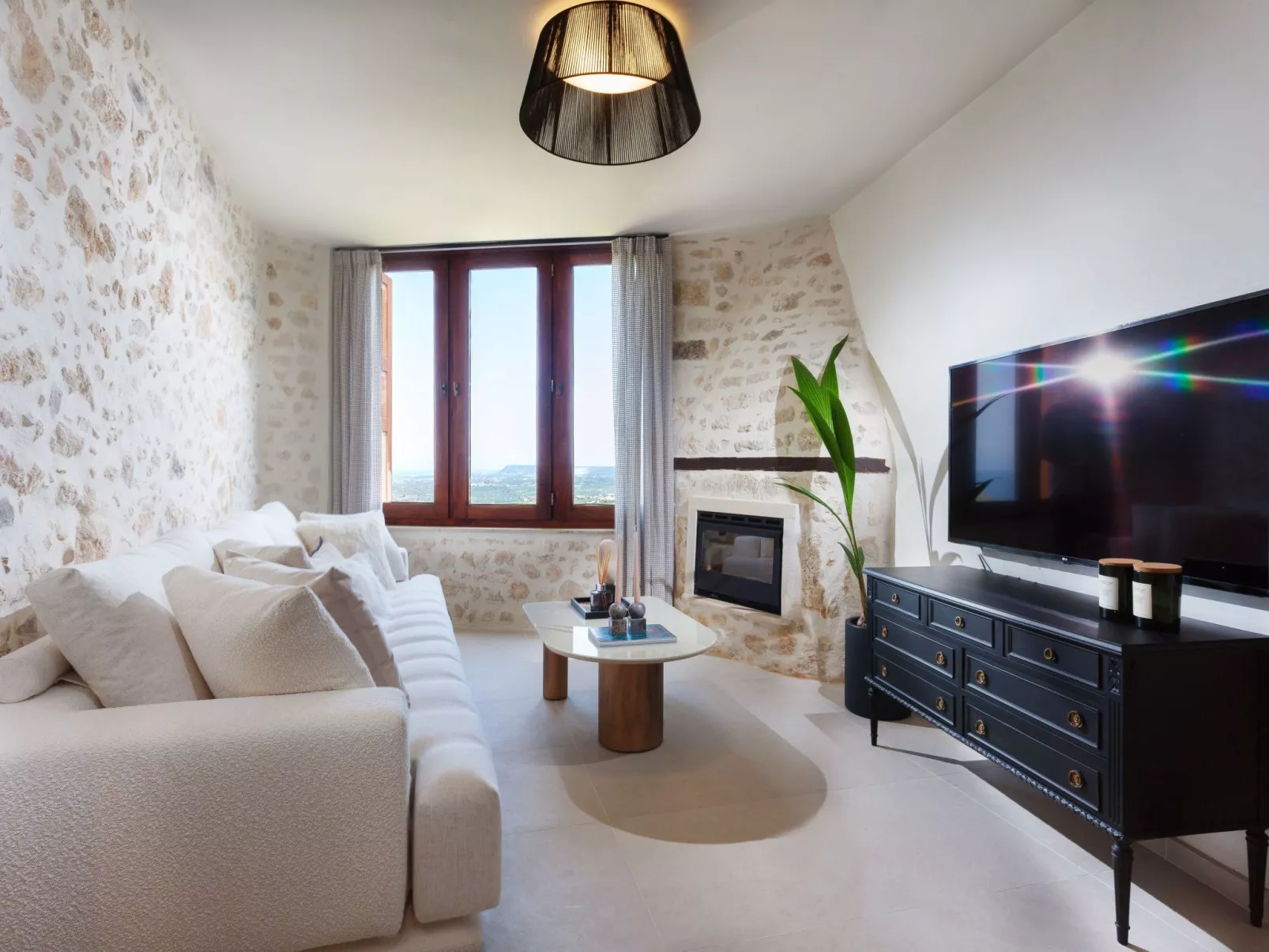 Ali Vafi's Villa - Beheizter Jacuzzi und Innenpool - Binnen