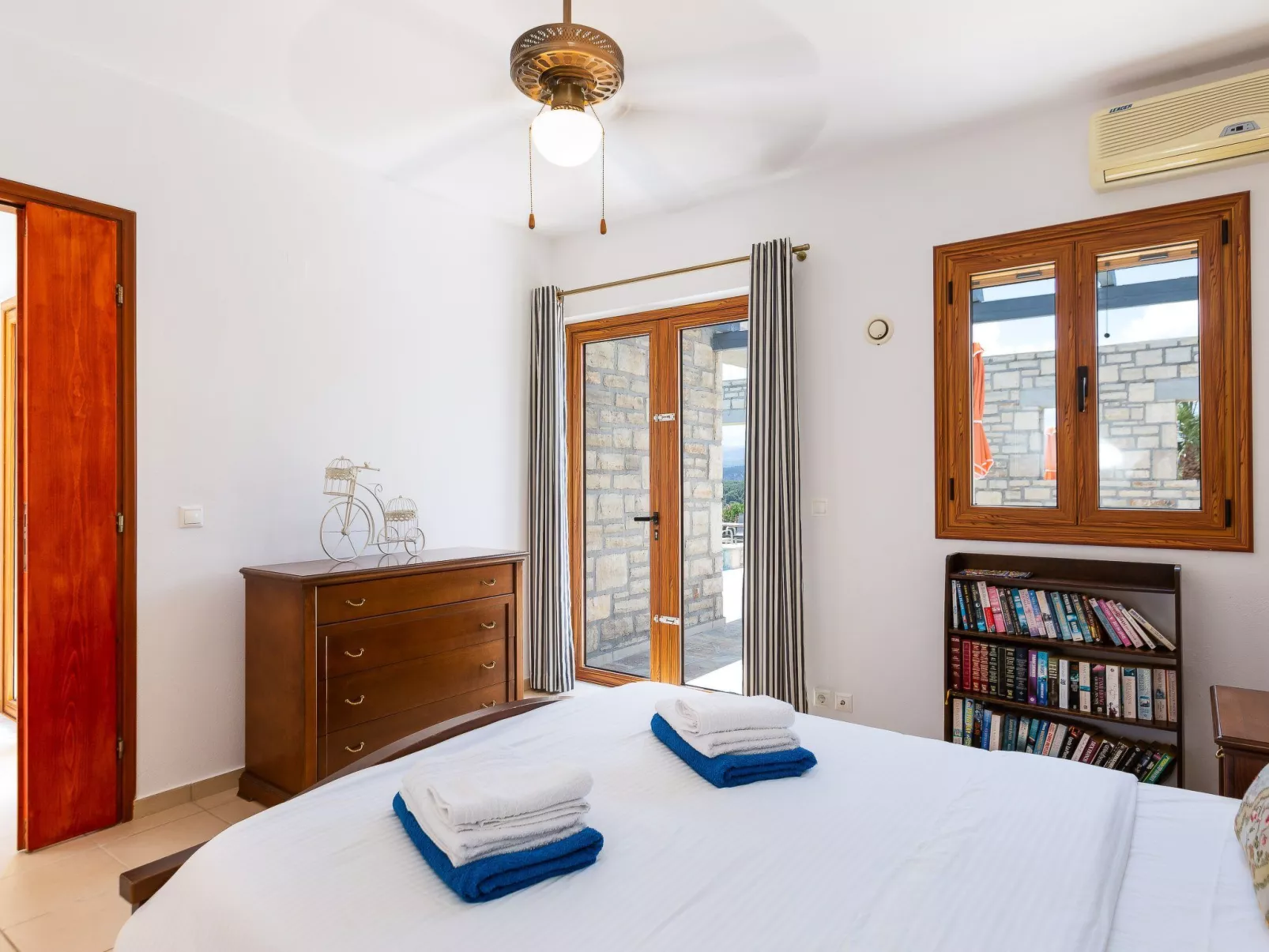 Villa Ypsilon - Image-tags.info