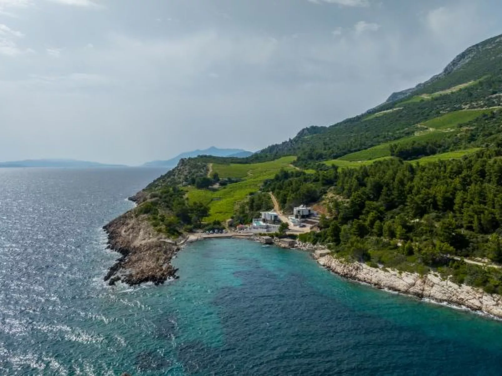 Beachfront villa Mare with seaview and pool - Buiten