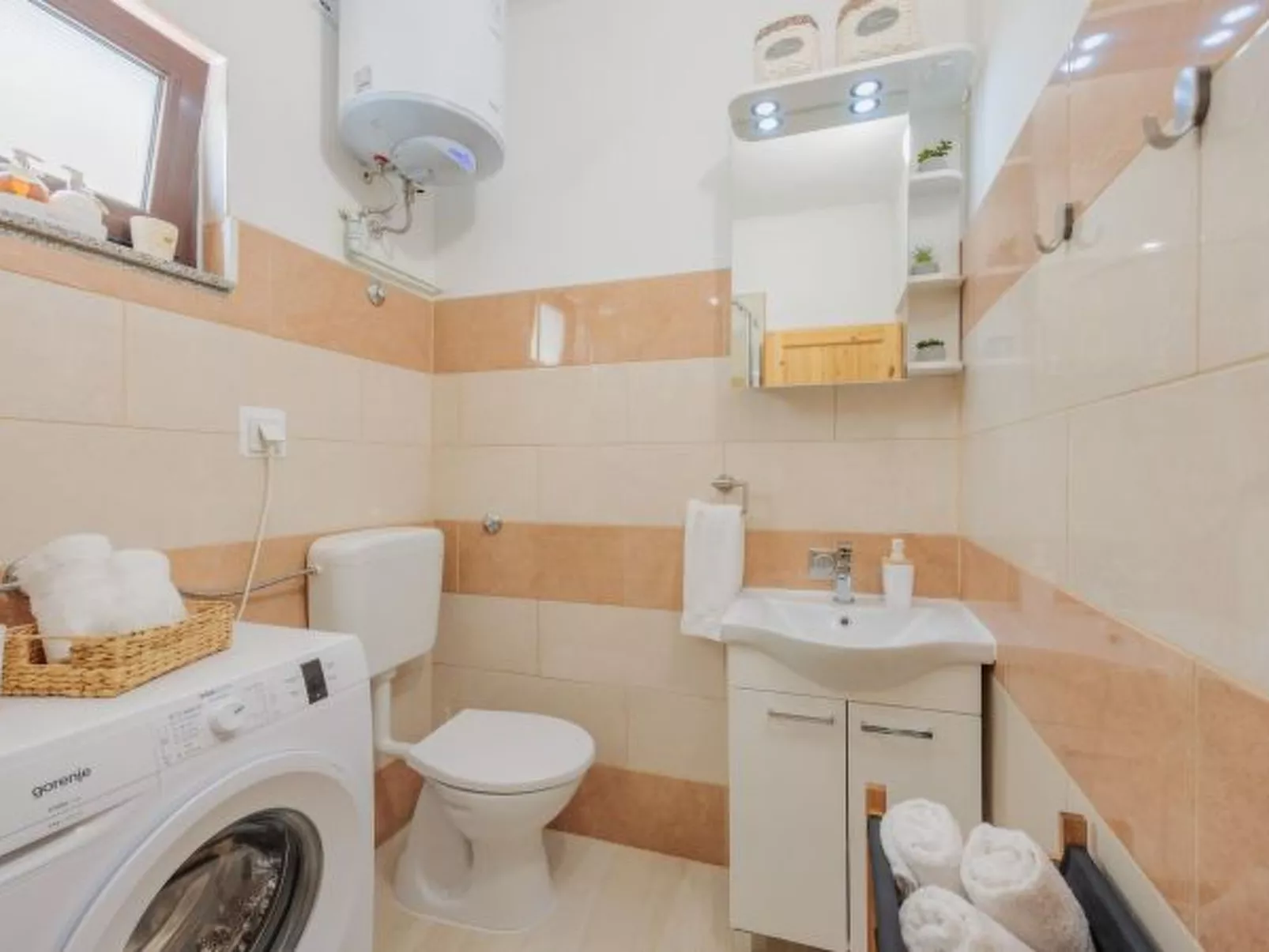 Holiday House Fjaka - Image-tags.info