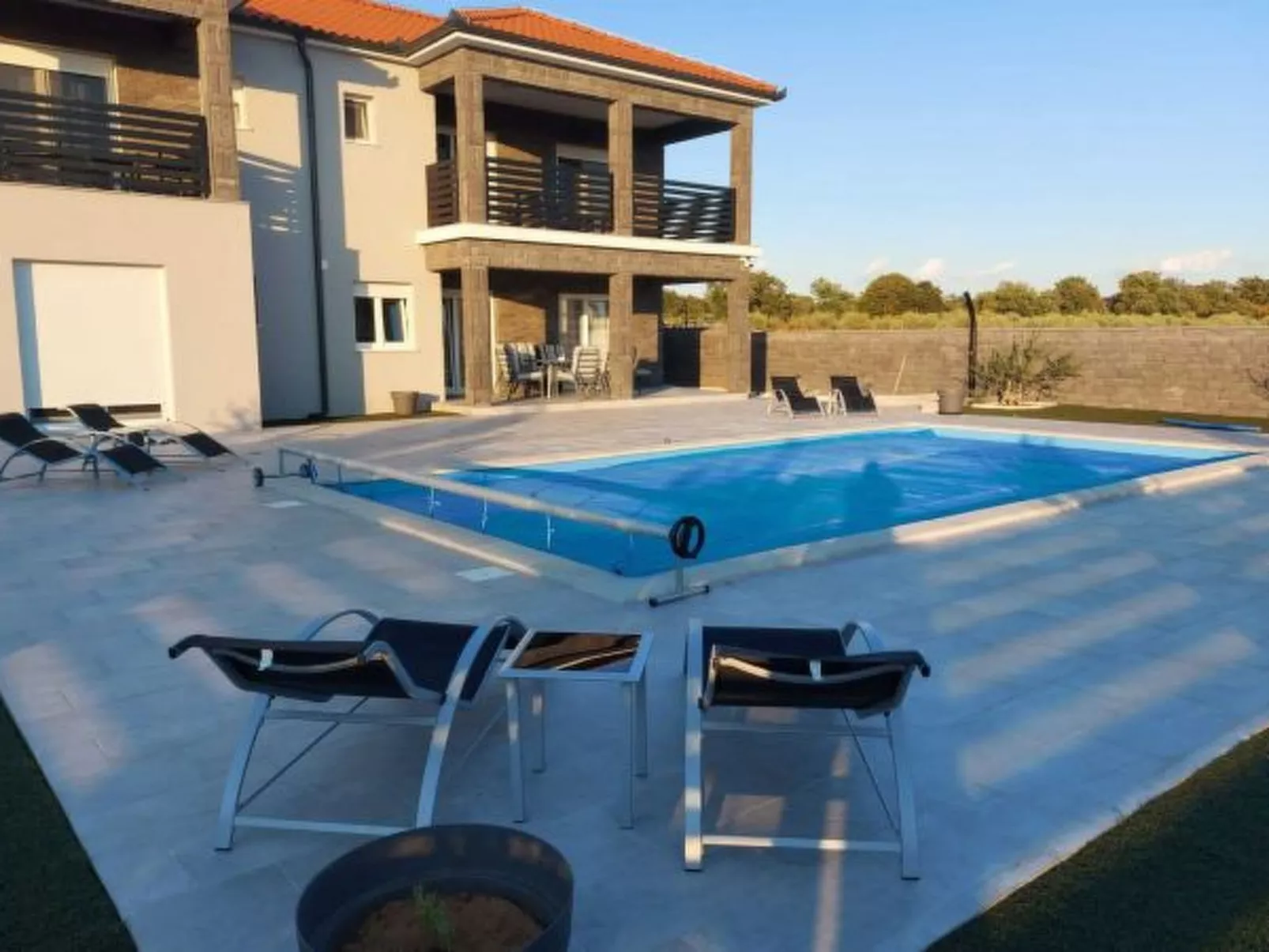 Villa Ela with heated pool - Image-tags.info