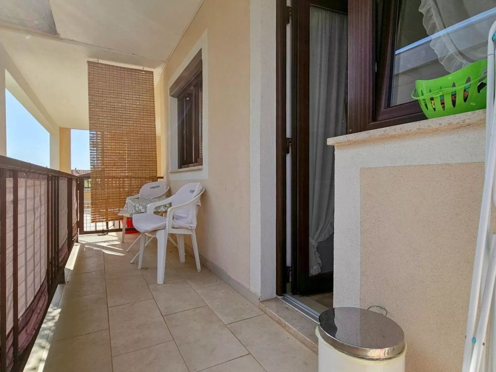 Wohnung "Maja" mit Terrasse - Binnen