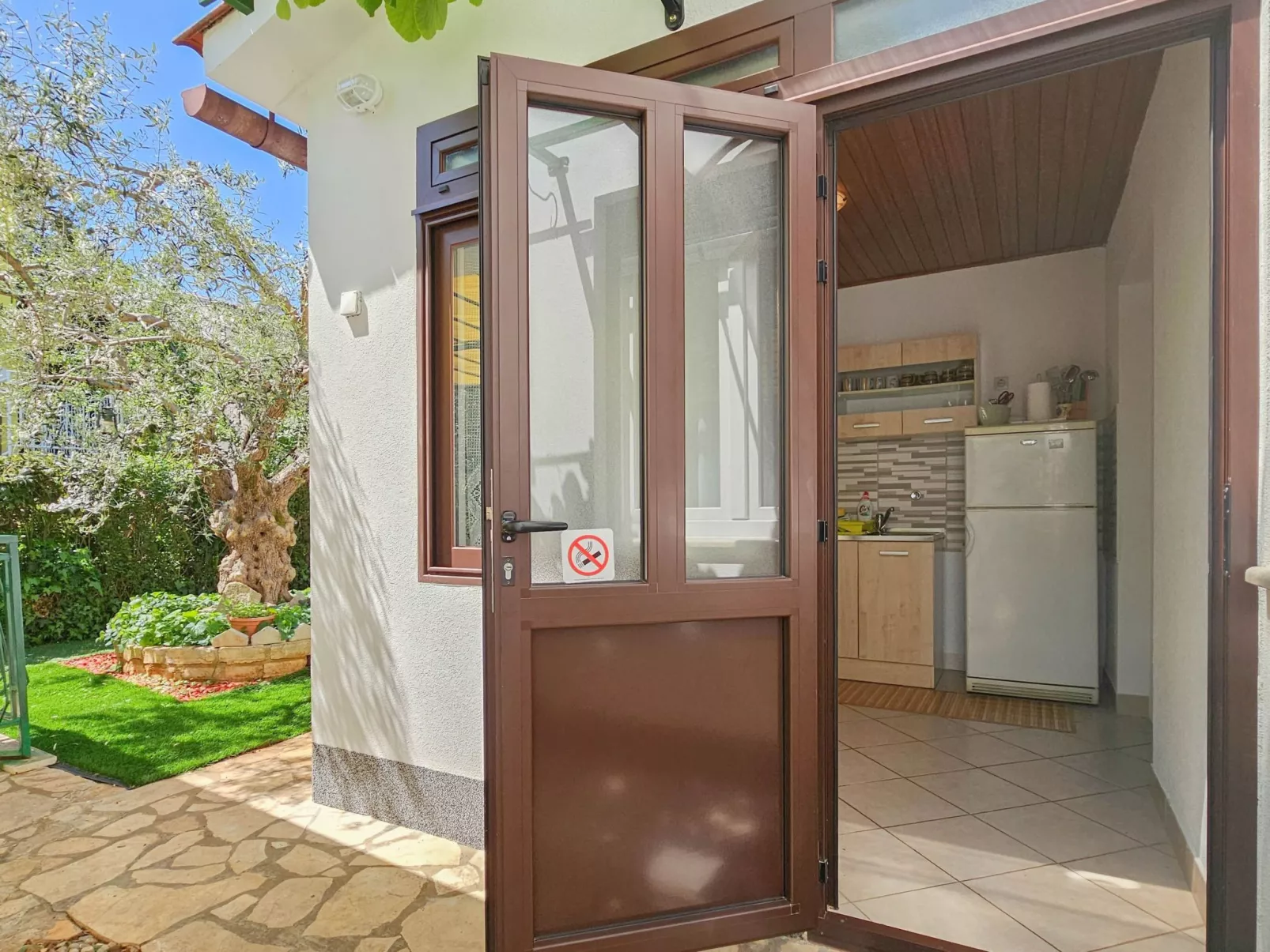 Wohnung "Beco" direkt am Strand - Binnen