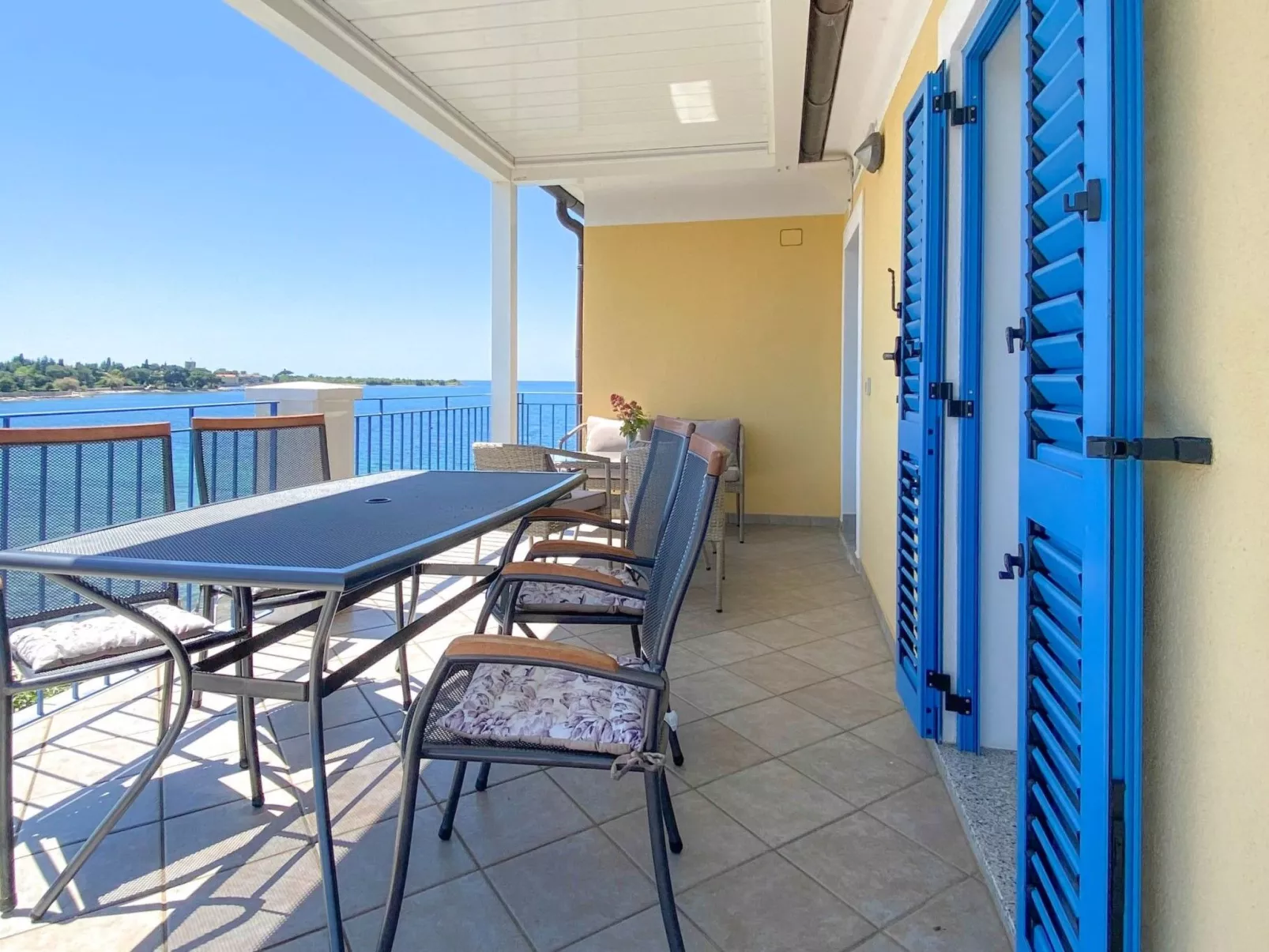 "Belvedere gore" - Buiten