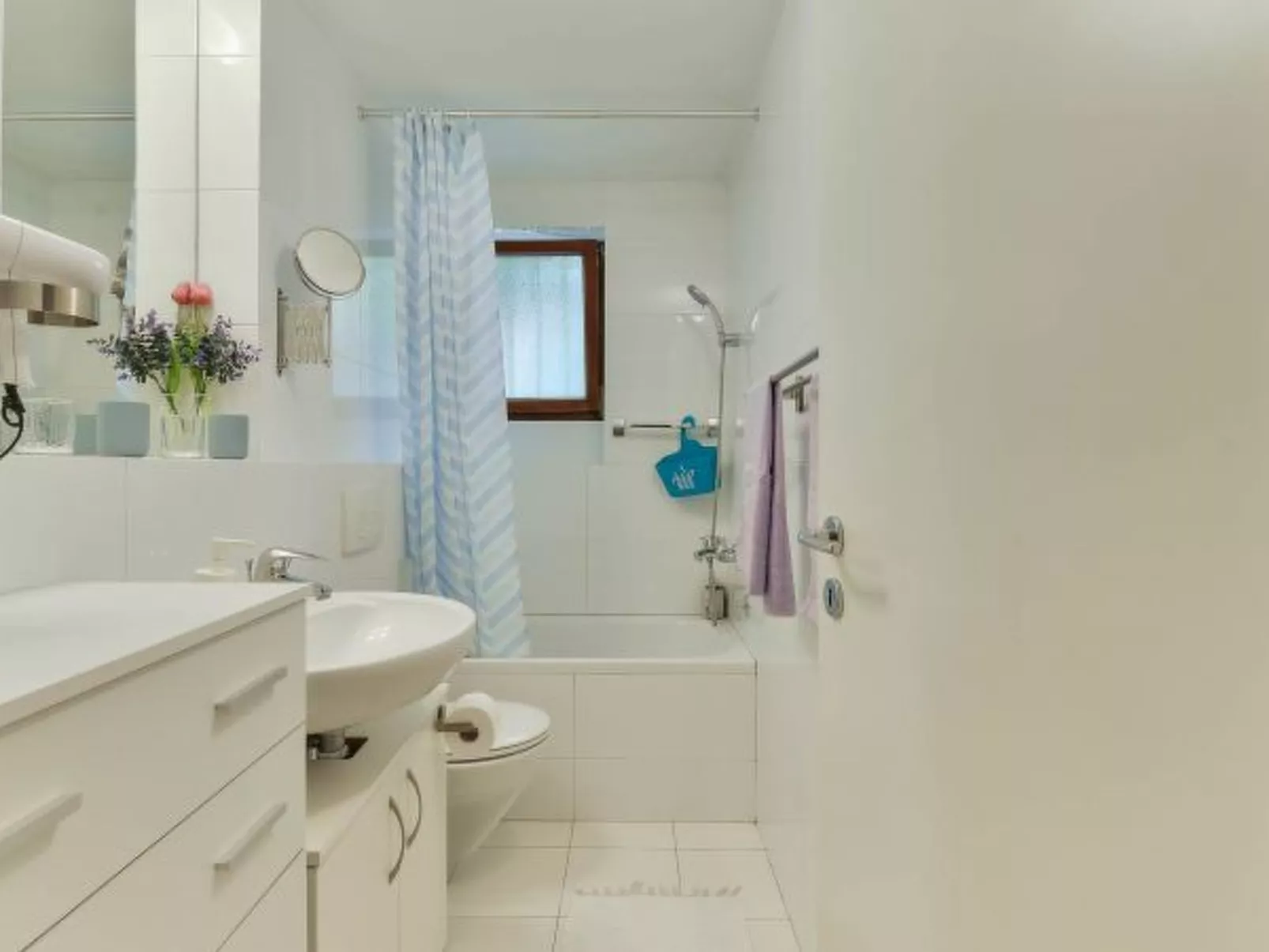 Holiday home Kondura with a sea view - Image-tags.info