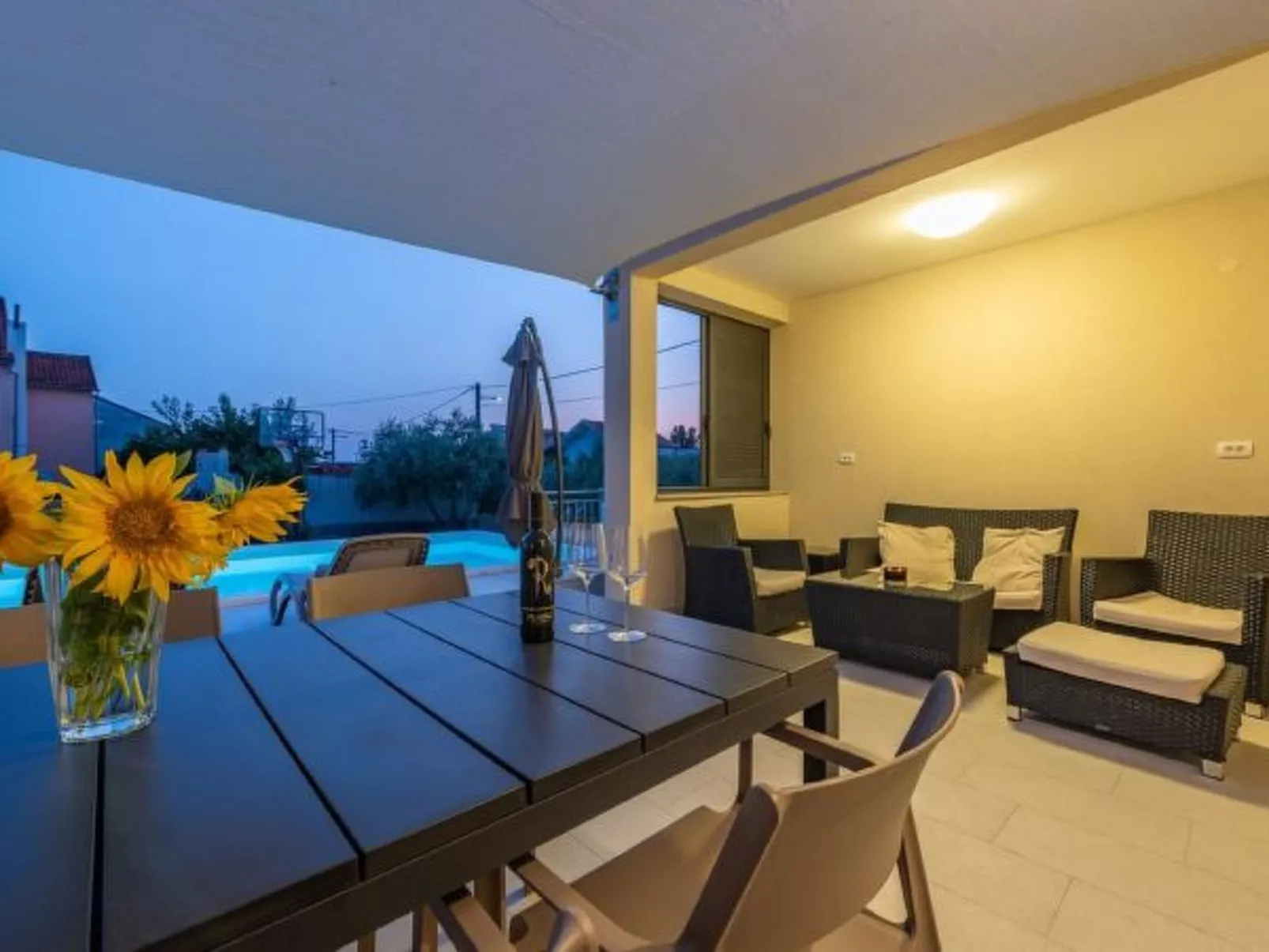 Villa Paloma with heated pool - Image-tags.info