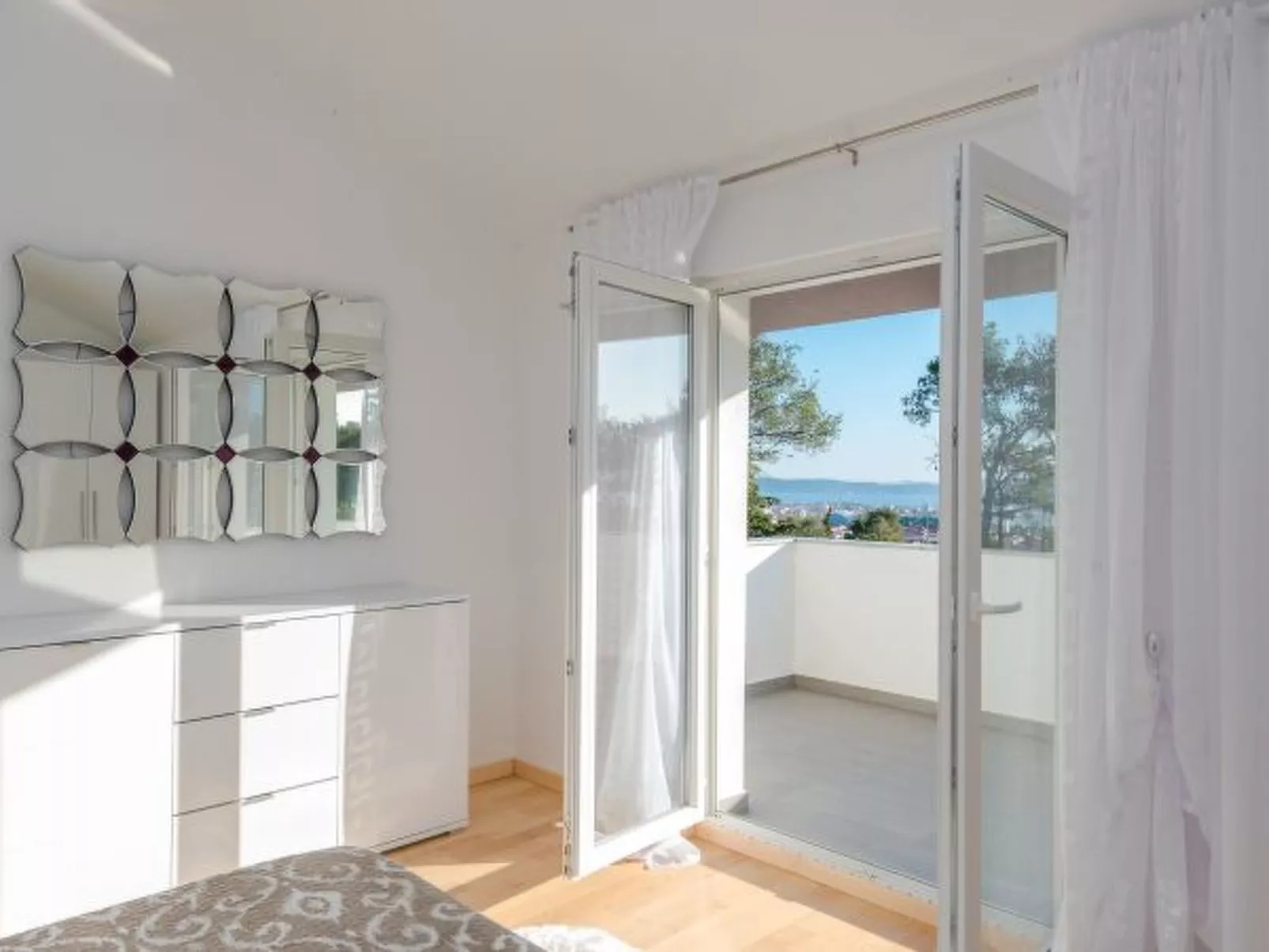 Beautiful villa Horizon - Image-tags.info