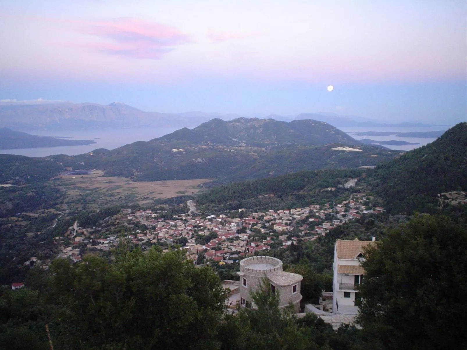 Sommer Dafnopanagia Luxusstudio Ourania - Buiten