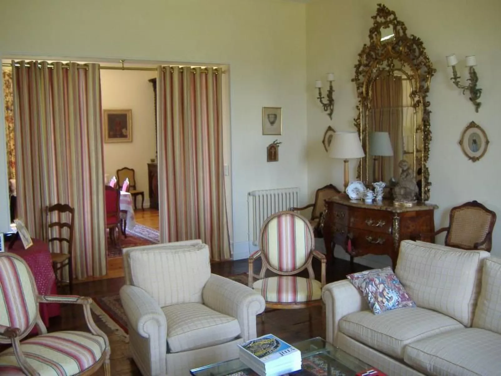 Altehrwürdiges Landhaus mit Pool in Aquitanien für 12 Personen - Image-tags.info