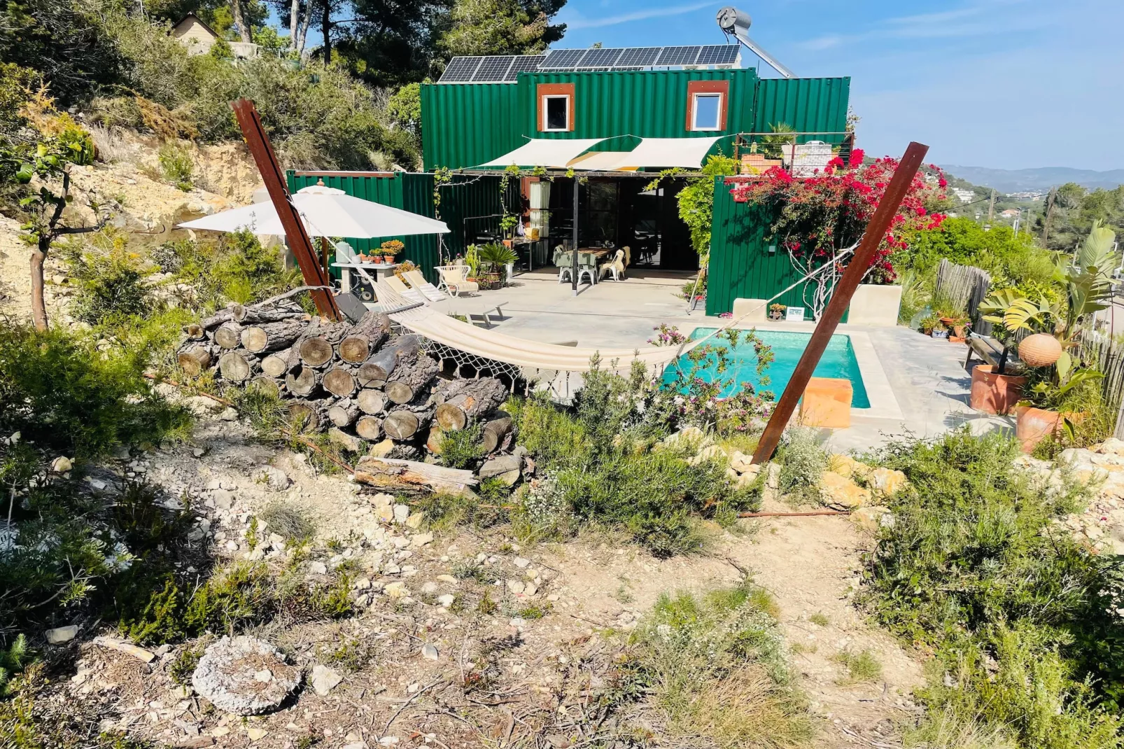 Villa Canyelles - Buitenkant zomer