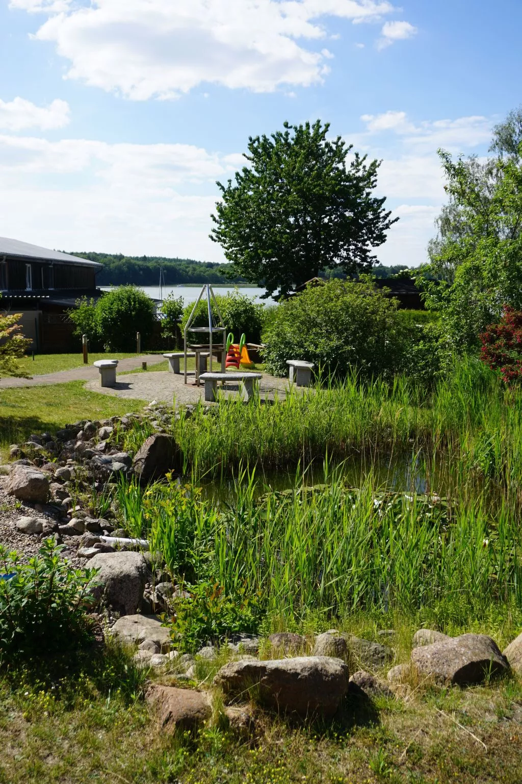 Apartmenthaus am See - Buiten