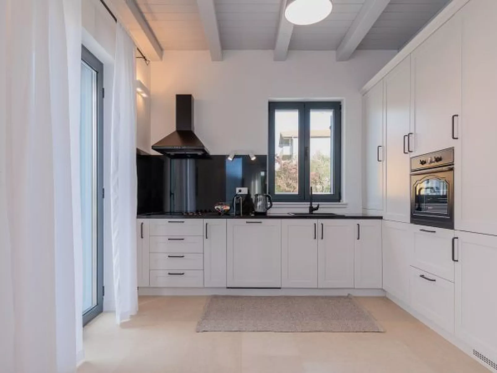 Seafront Villa Adriatica with pool - Image-tags.info