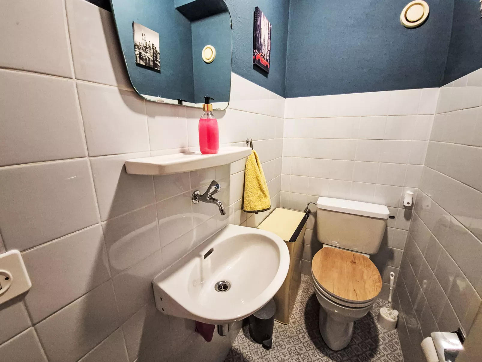 Violettes Vacances A303 - Binnen