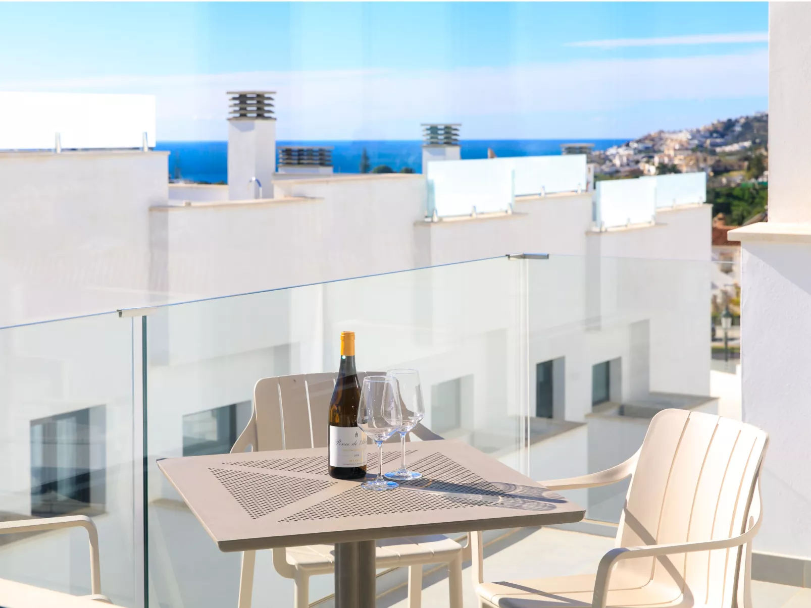 Nerja centrally located - Buiten